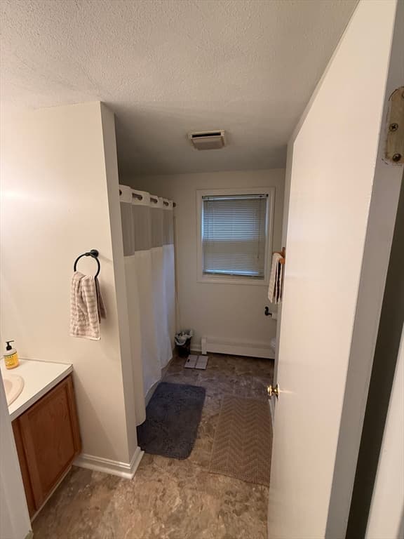 Single Family Residence at 7 Pilgrim Ct., Douglas MA 01516, Douglas, photo 17 of 34