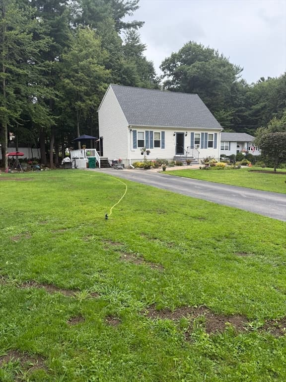 Single Family Residence at 7 Pilgrim Ct., Douglas MA 01516, Douglas, photo 7 of 34