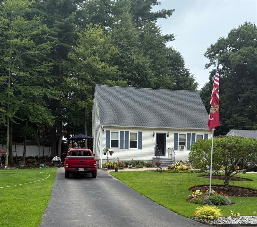 Single Family Residence at 7 Pilgrim Ct., Douglas MA 01516, Douglas, photo 5 of 34