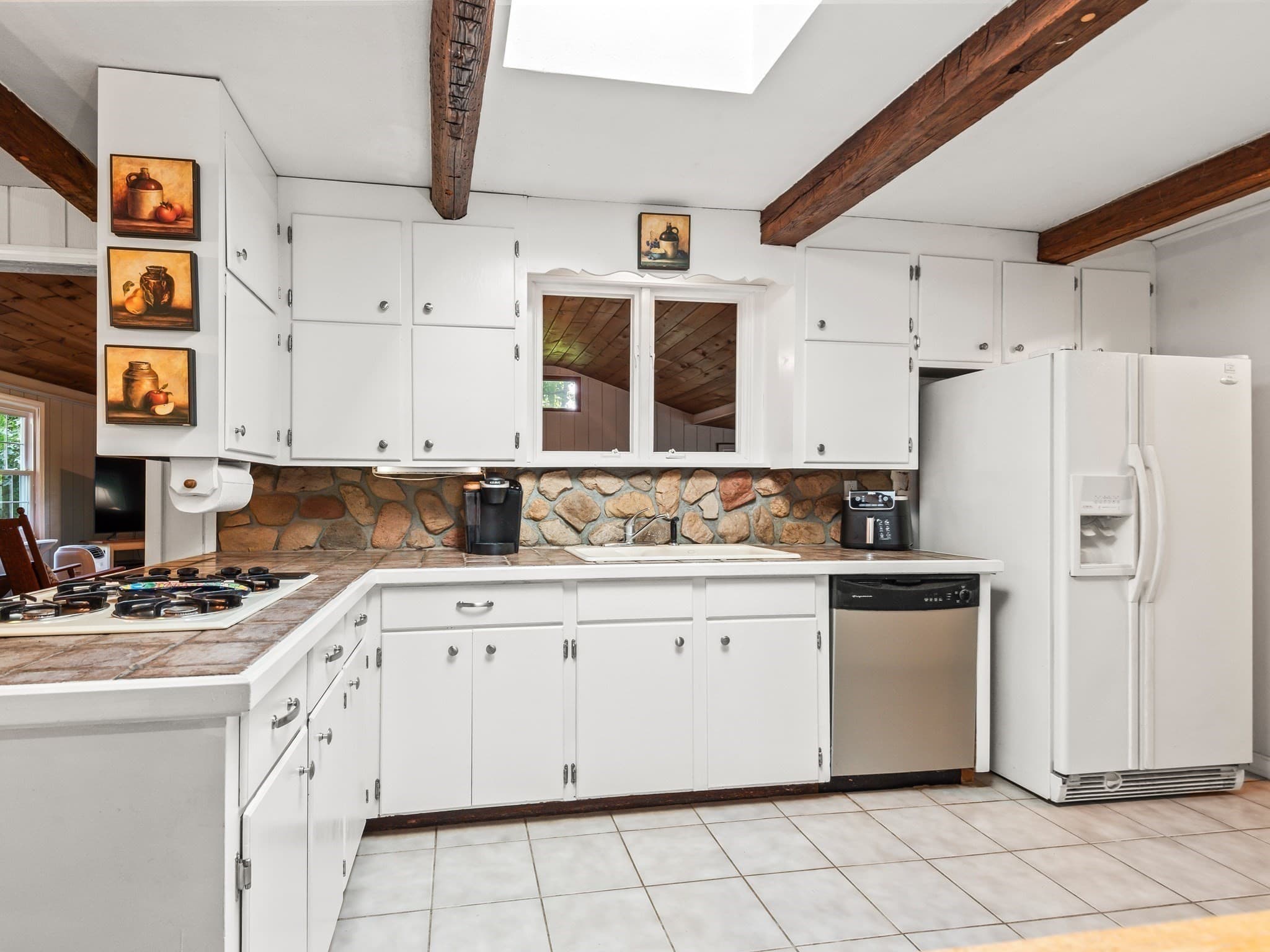 Single Family Residence at 360 Wood St, Hopkinton MA 01748, Hopkinton, photo 11 of 40