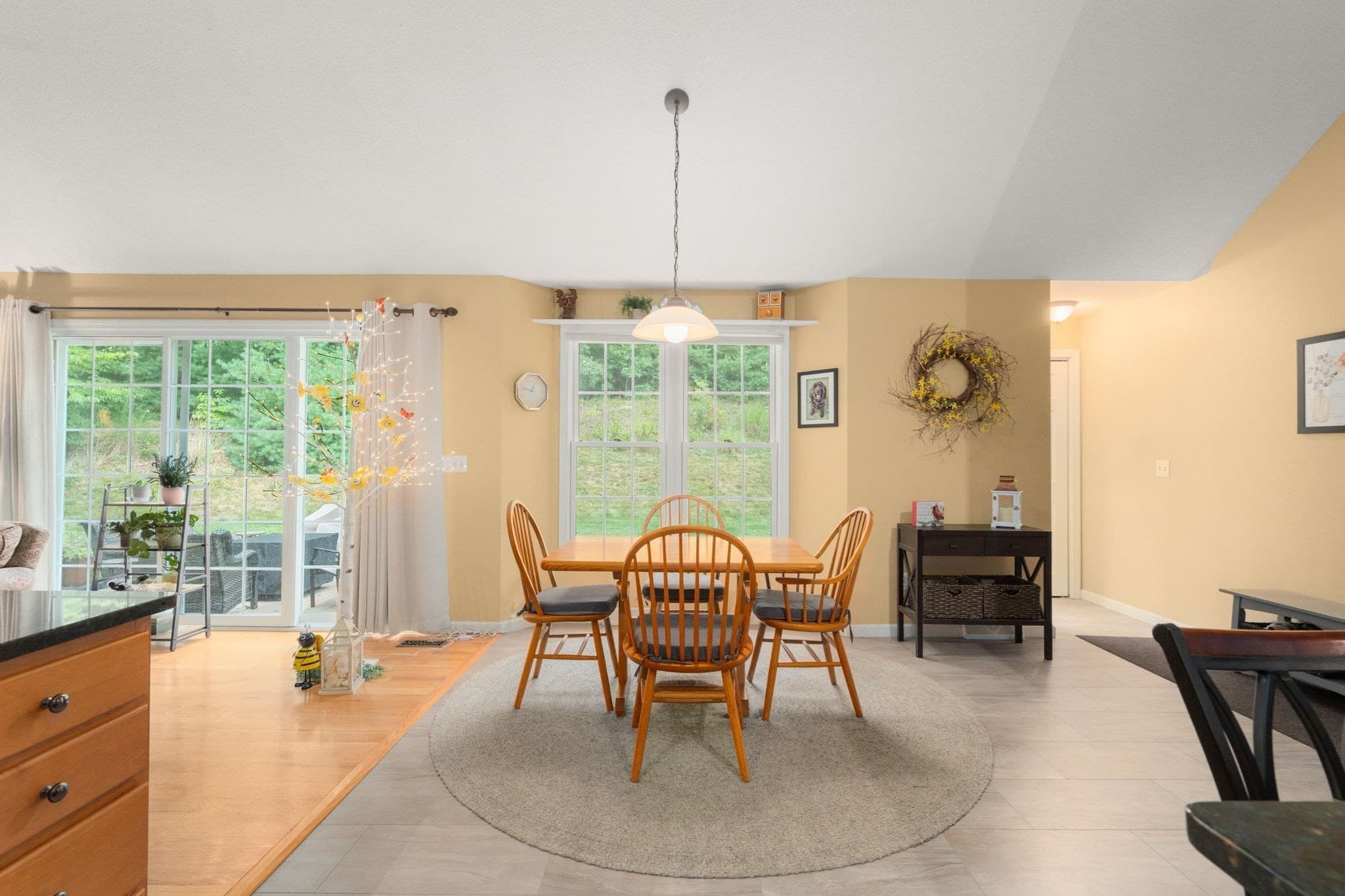 Single Family Residence at 75 Hillcrest Circle, Westfield MA 01085, Westfield, photo 16 of 39