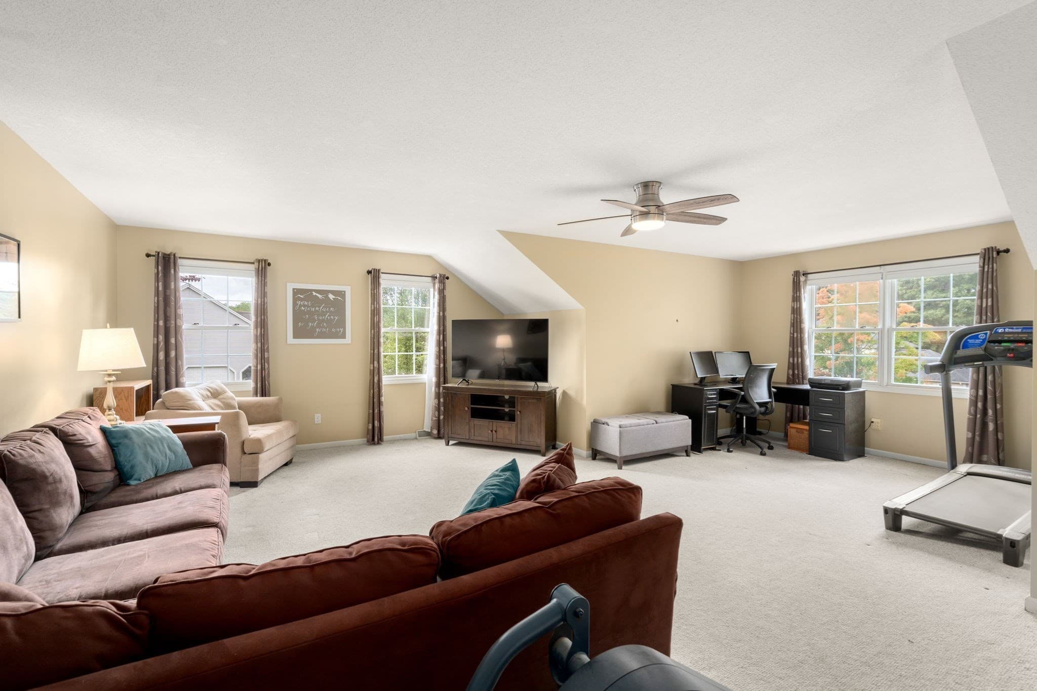 Single Family Residence at 75 Hillcrest Circle, Westfield MA 01085, Westfield, photo 33 of 39