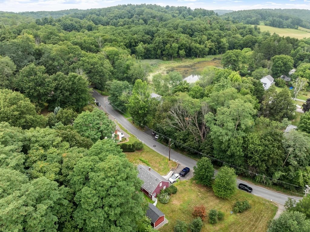 Single Family Residence at 225 Golden Hill Ave, Haverhill MA 01830, Haverhill, photo 12 of 42