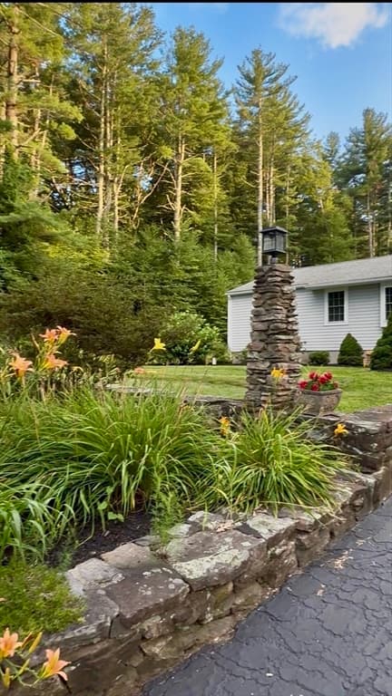 Single Family Residence at 10 Burnap Rd, Sutton MA 01590, Sutton, photo 32 of 32