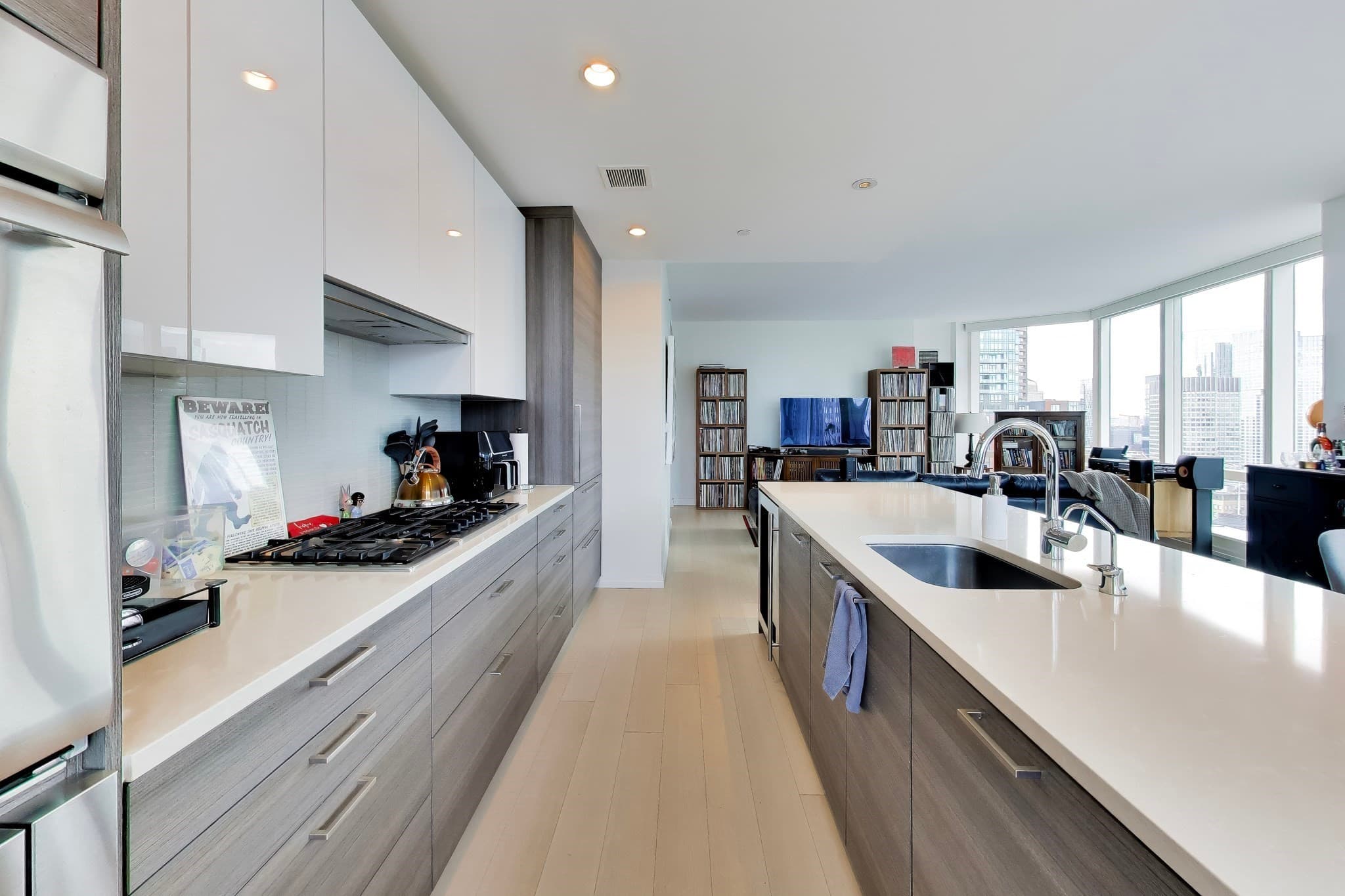 Condominium at 1 Franklin St # 2608, Boston MA 02110, photo 15 of 27