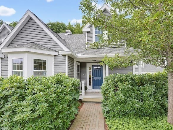 6 Highcroft Way # 6, Hopkinton MA 01748