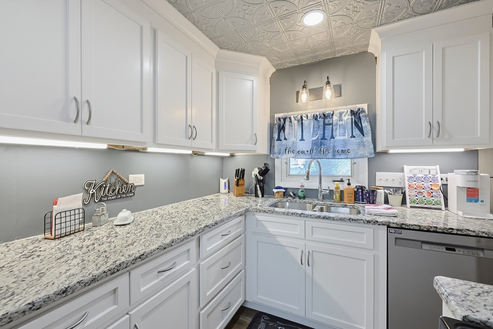Mobile Home at 19 First Ave, Westfield MA 01085, Westfield, photo 17 of 38