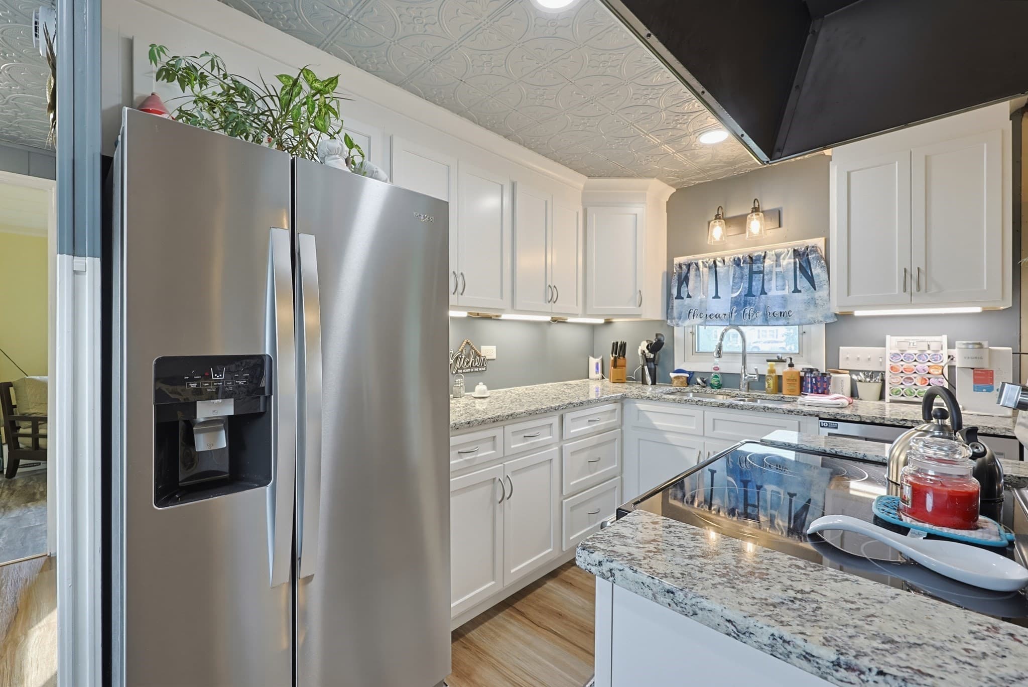Mobile Home at 19 First Ave, Westfield MA 01085, Westfield, photo 16 of 38