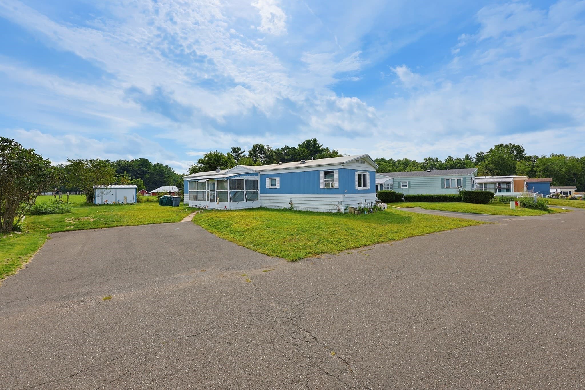 Mobile Home at 19 First Ave, Westfield MA 01085, Westfield, photo 36 of 38
