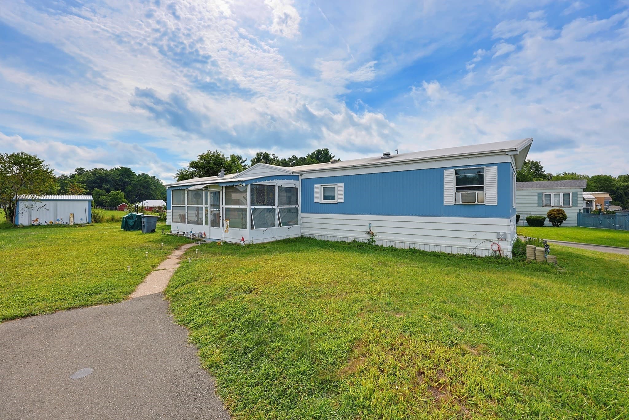 19 First Ave, Westfield MA 01085