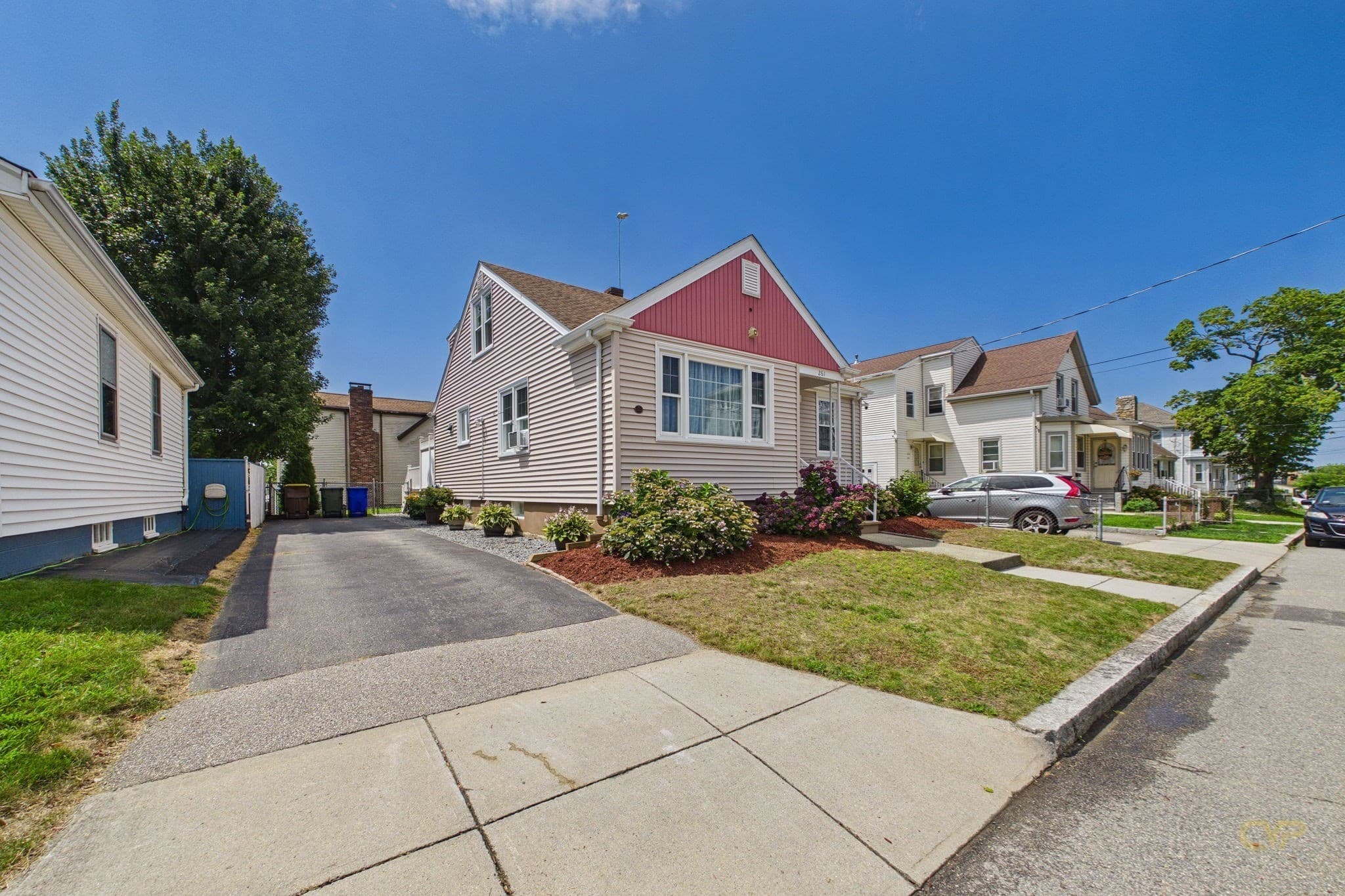 Single Family Residence at 261 Ames St, Fall River MA 02721, Fall River, photo 3 of 32