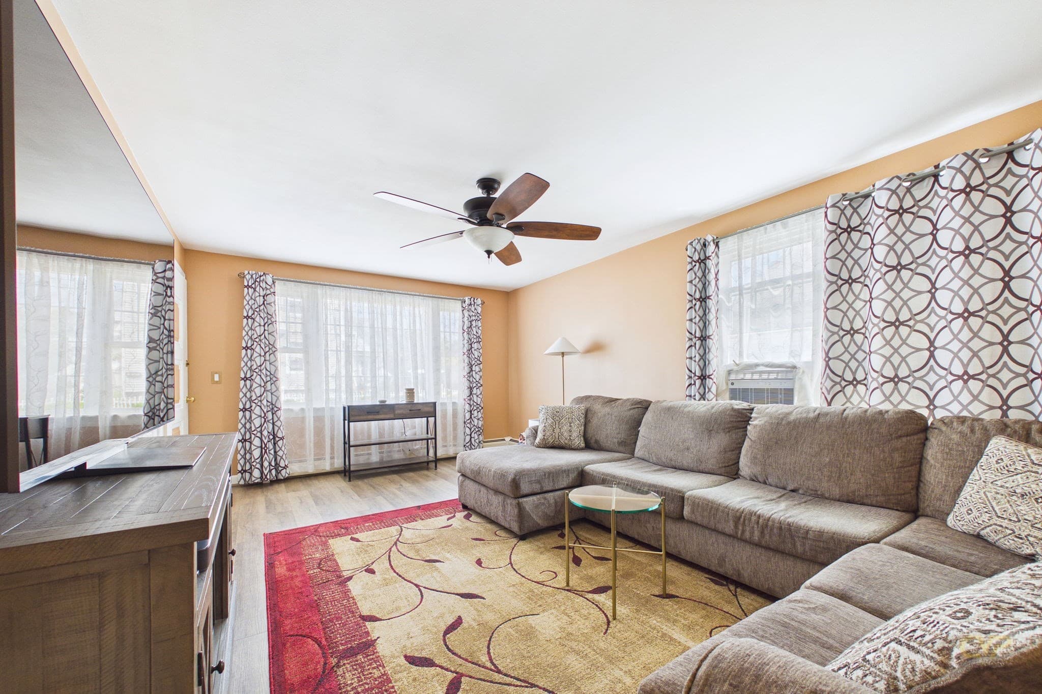 Single Family Residence at 261 Ames St, Fall River MA 02721, Fall River, photo 10 of 32