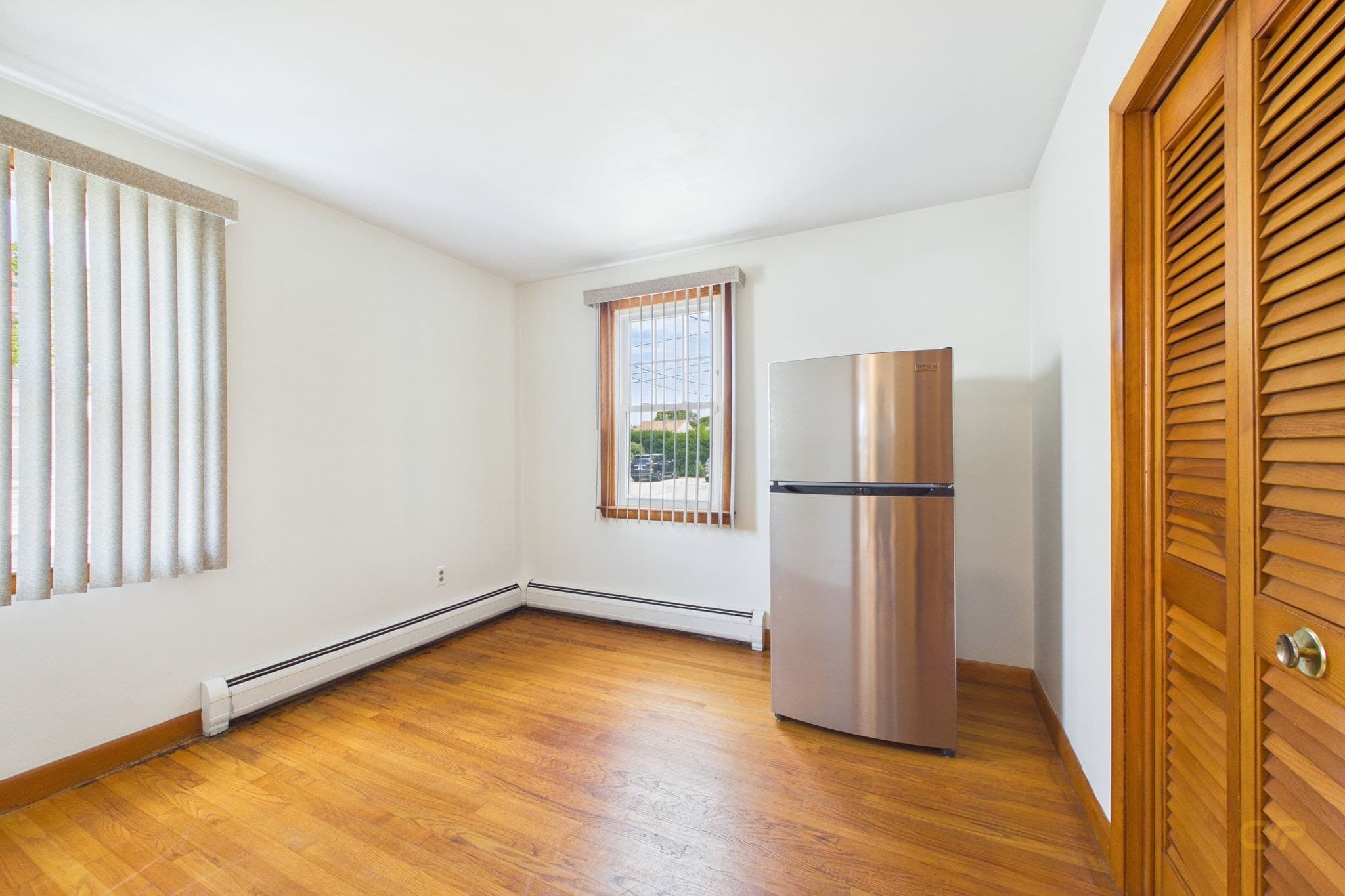 Single Family Residence at 261 Ames St, Fall River MA 02721, Fall River, photo 15 of 32