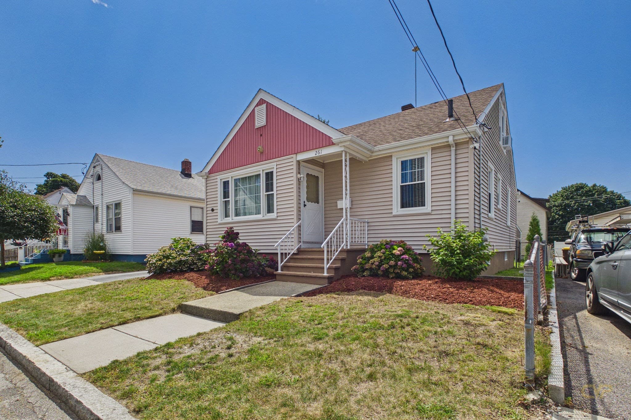 Single Family Residence at 261 Ames St, Fall River MA 02721, Fall River, photo 4 of 32
