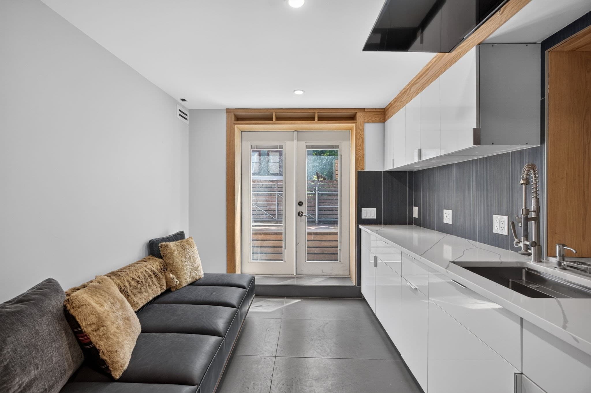Condominium at 97 Winslow Ave # 97, Somerville MA 02144, Somerville, photo 14 of 42