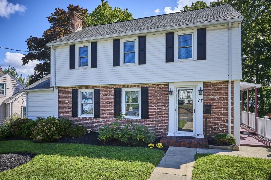 77 Prentice Street, Waltham MA 02451