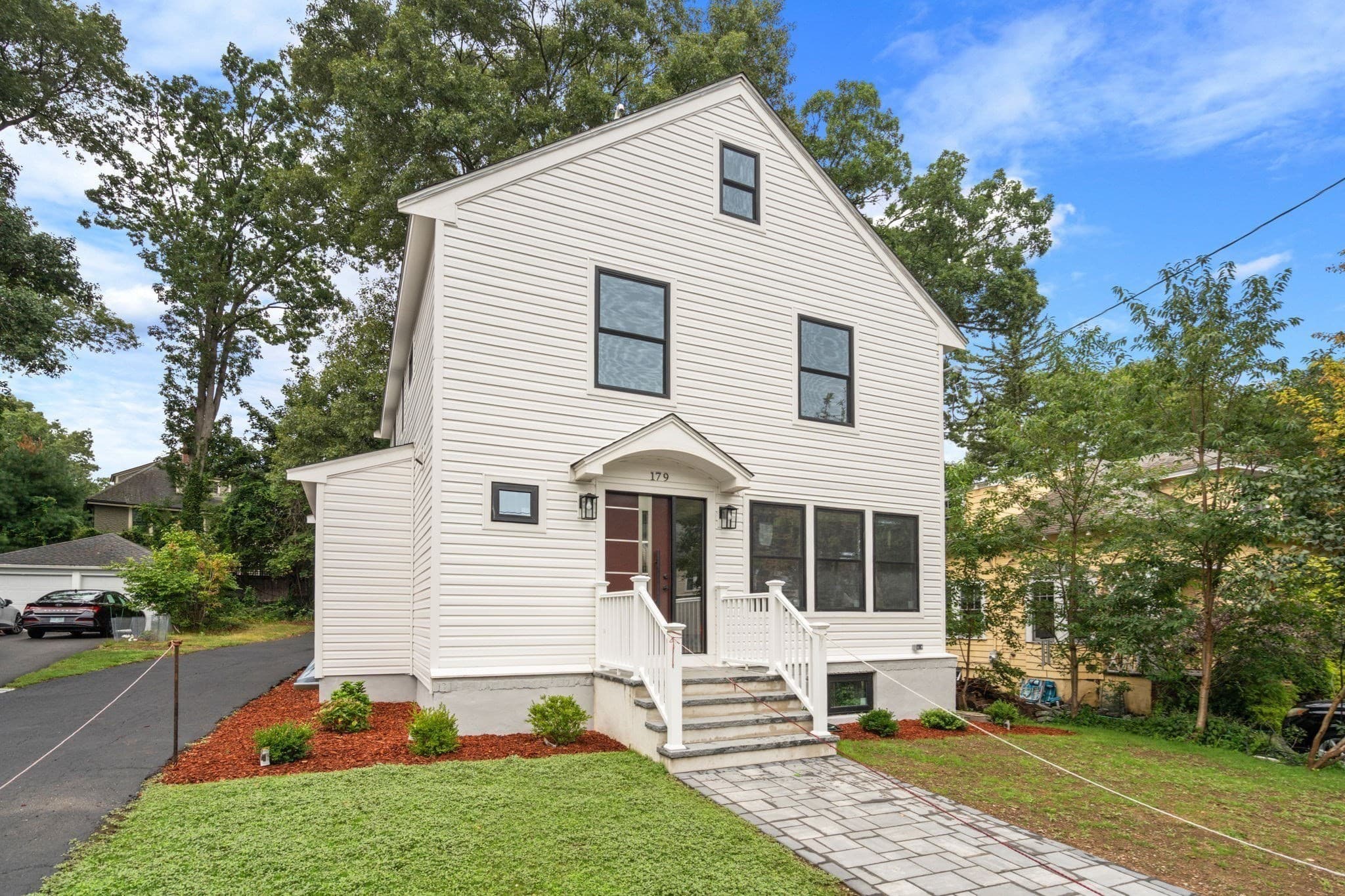 179 Woodcliff Rd, Newton MA 02461