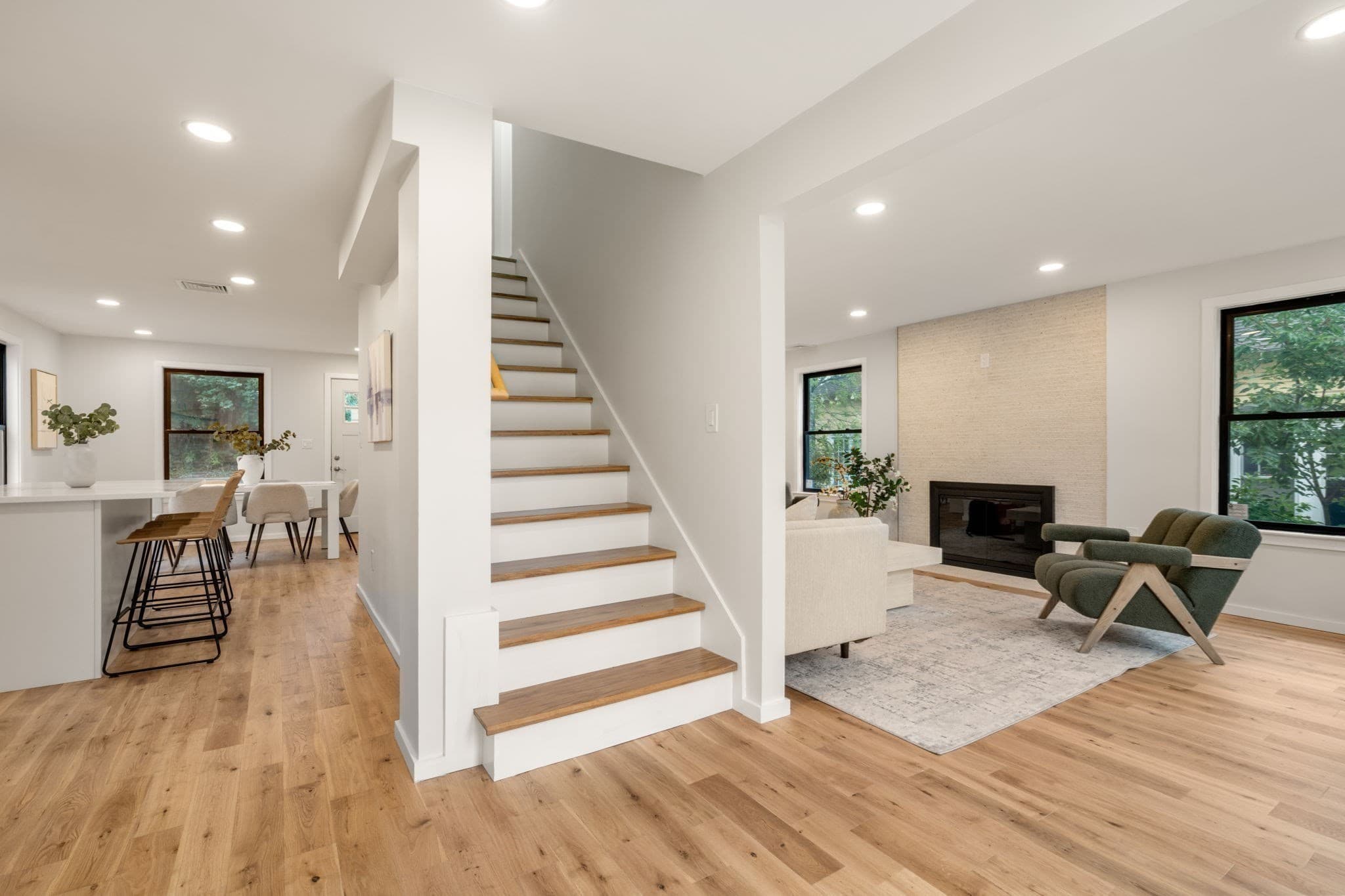 Single Family Residence at 179 Woodcliff Rd, Newton MA 02461, Newton, photo 4 of 37