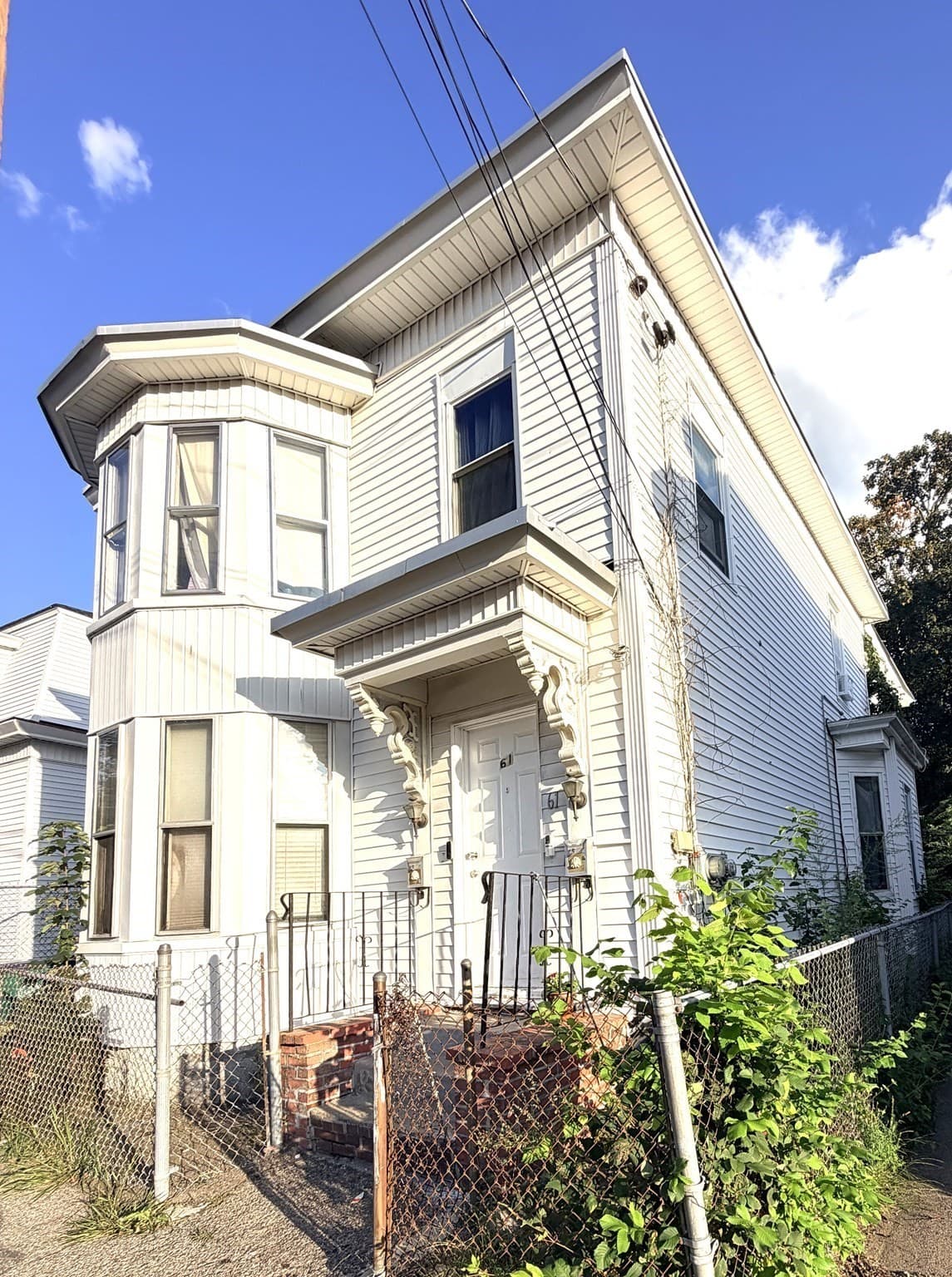 Multi Family at 61 Pond St, Lowell MA 01852, photo 4 of 6