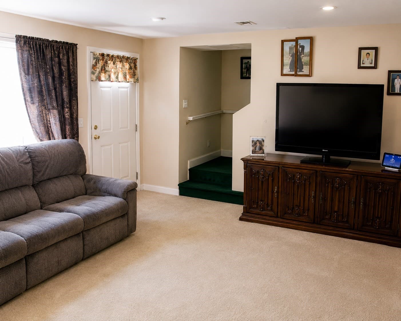 Single Family Residence at 141 Lester Rd, Brockton MA 02302, Brockton, photo 13 of 17