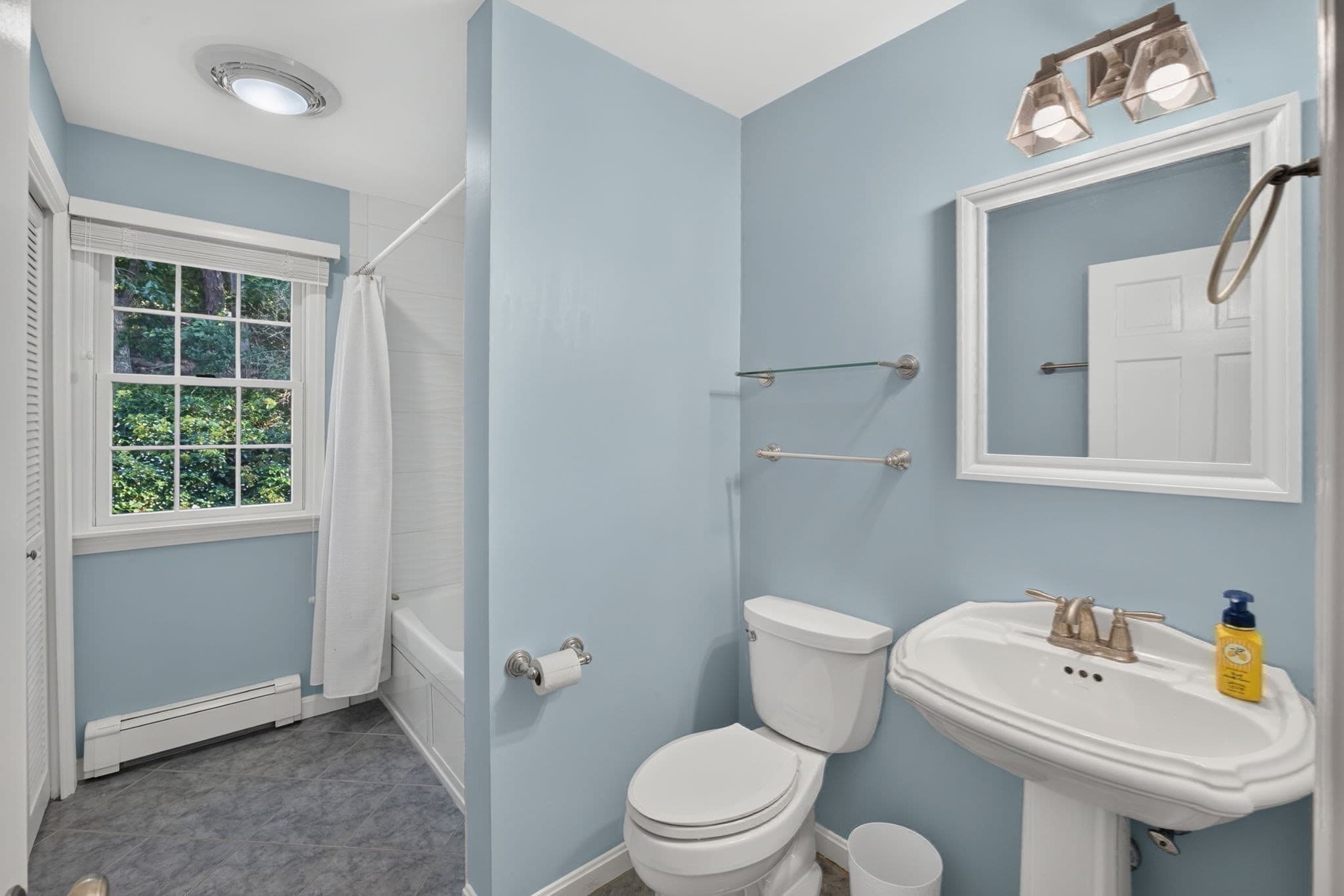 Single Family Residence at 23 Taylors Pond Rd, Chatham MA 02633, Chatham, photo 24 of 42