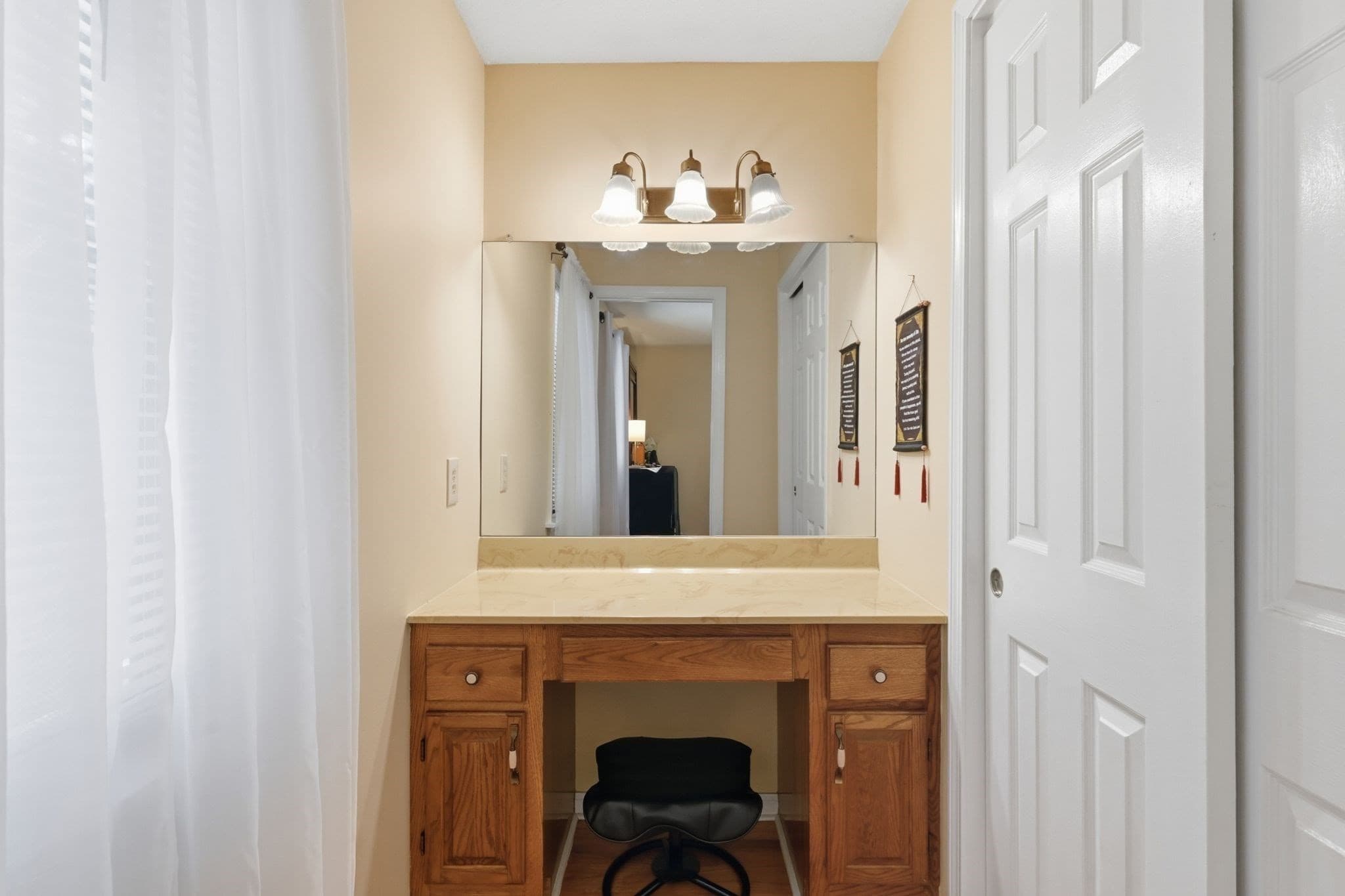 Condominium at 18 Mansion Woods Dr # D, Agawam MA 01001, Agawam, photo 23 of 38