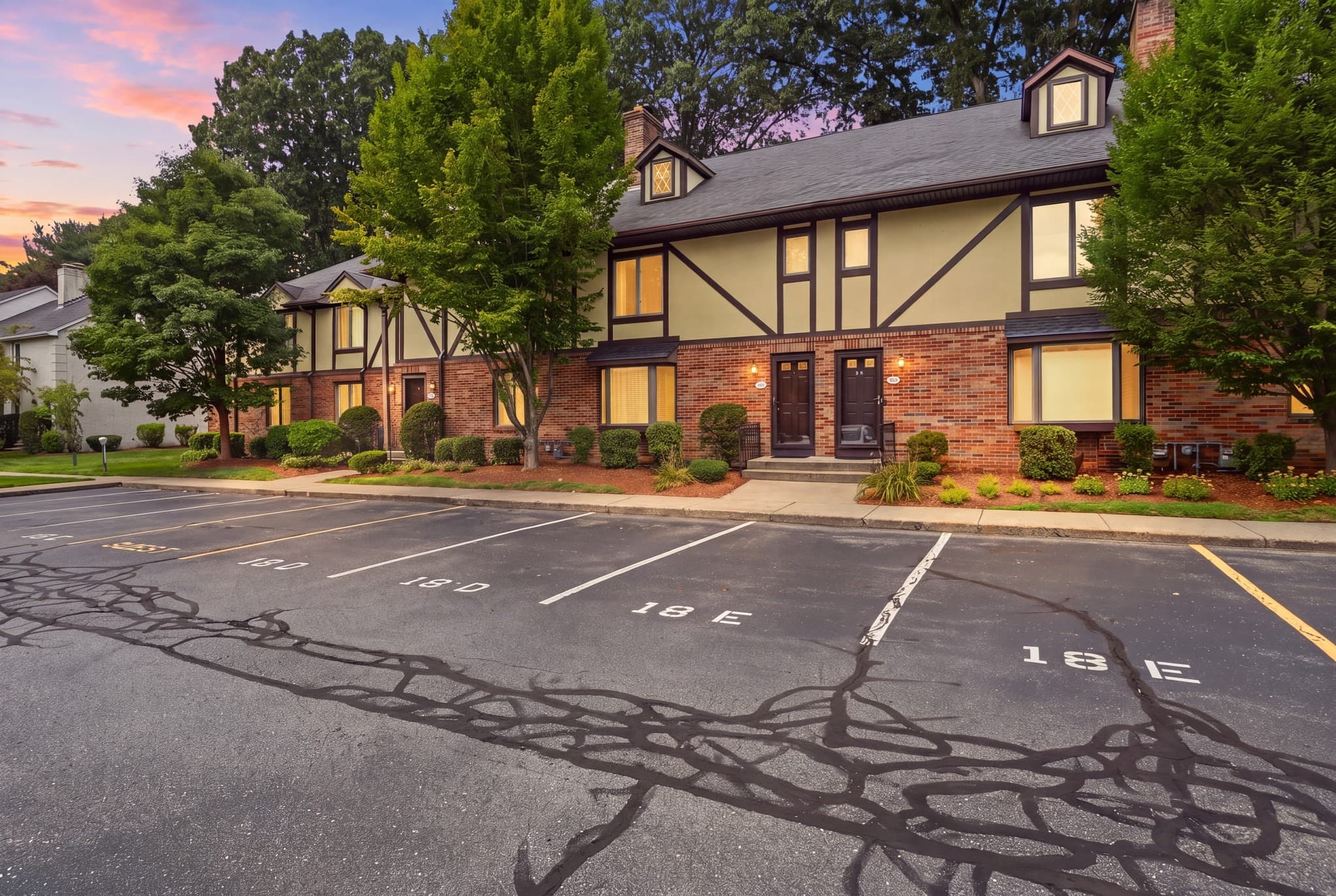 Condominium at 18 Mansion Woods Dr # D, Agawam MA 01001, Agawam, photo 33 of 38