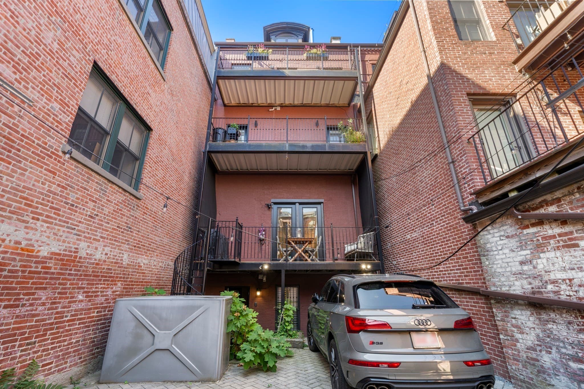 Condominium at 19 Worcester Street # 1, Boston MA 02118, photo 28 of 32