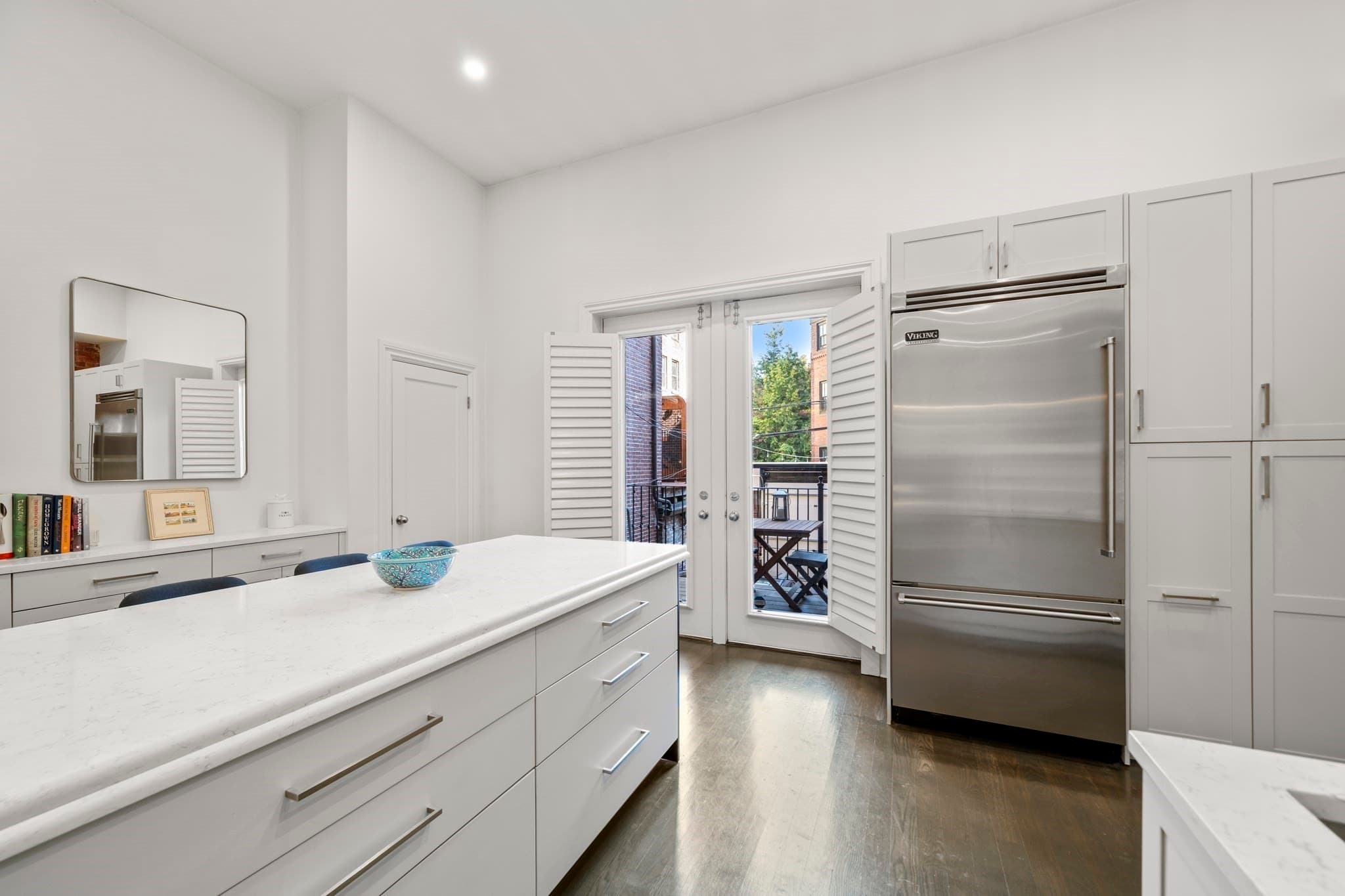 Condominium at 19 Worcester Street # 1, Boston MA 02118, photo 10 of 32