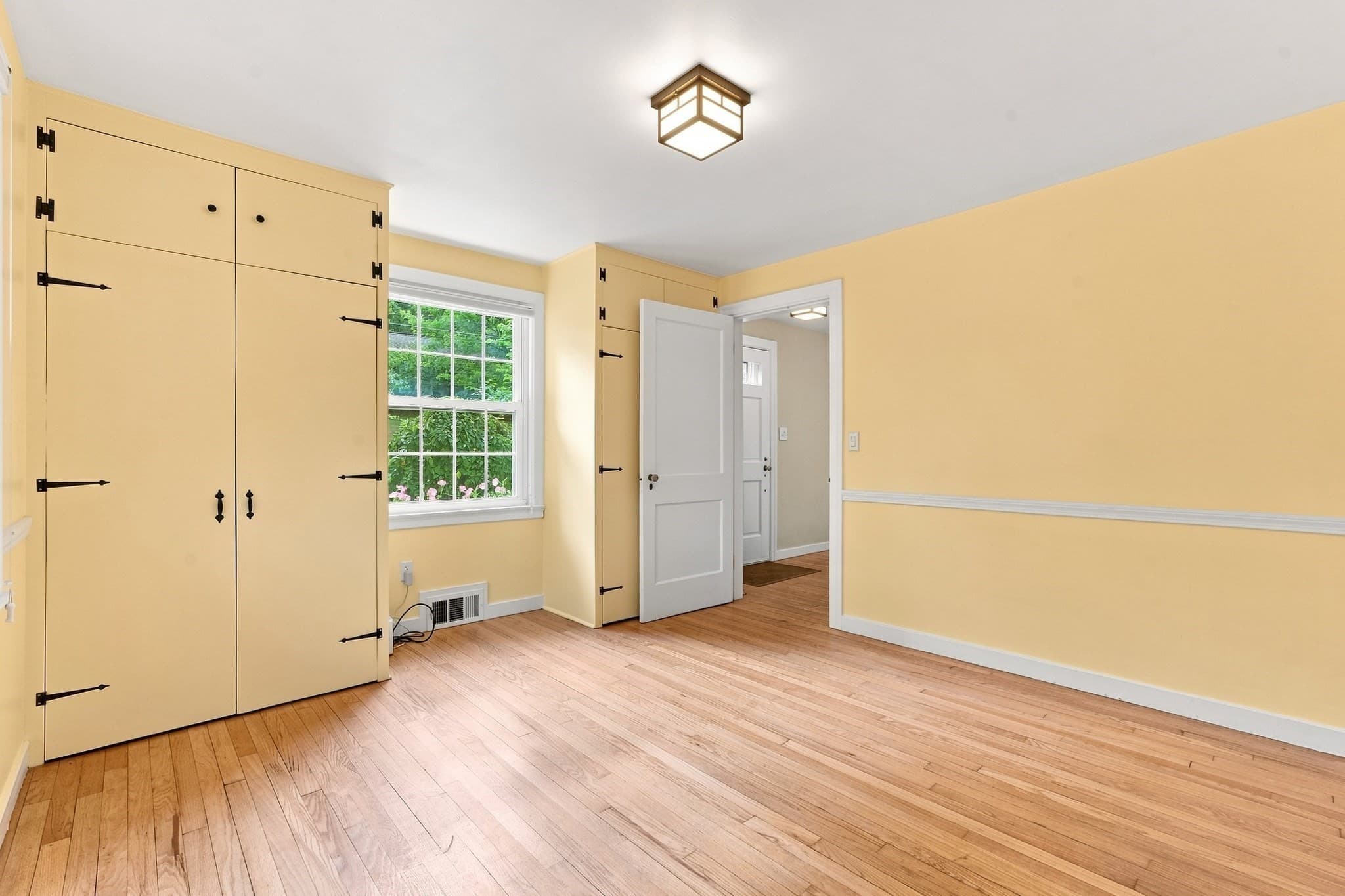 Single Family Residence at 6 Smith Street, Amherst MA 01002, Amherst, photo 16 of 42