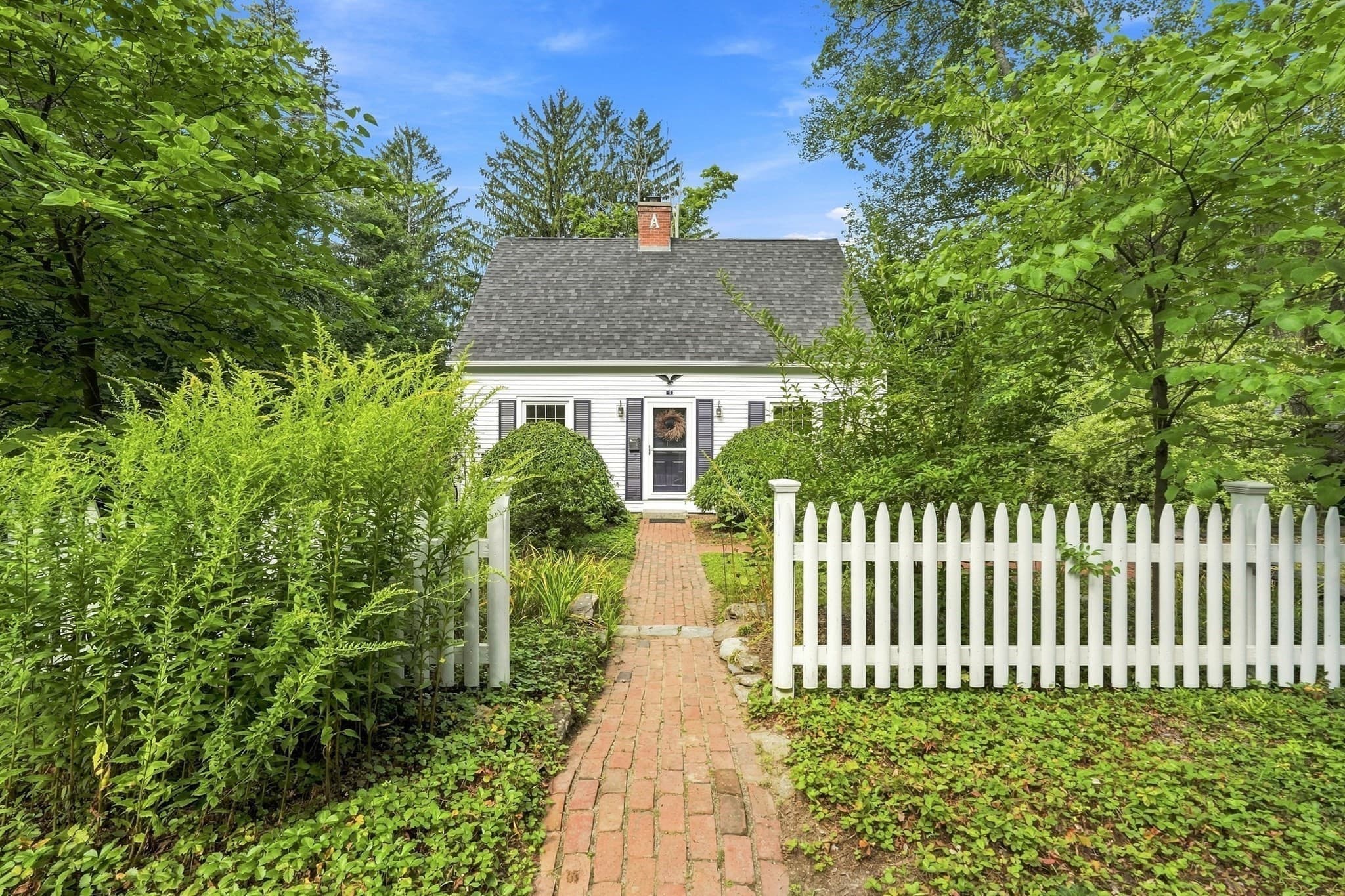 Single Family Residence at 6 Smith Street, Amherst MA 01002, Amherst, photo 3 of 42
