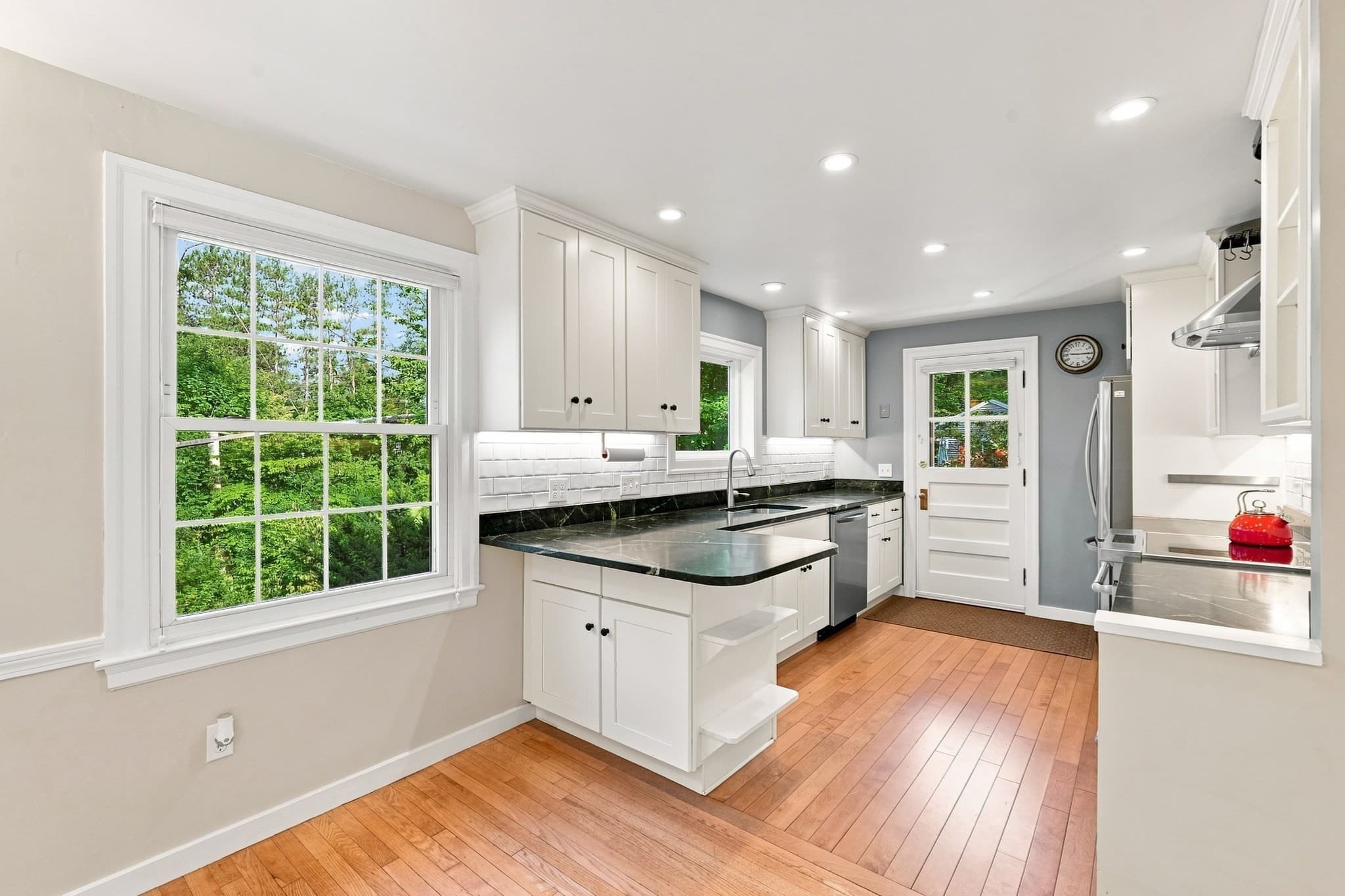 Single Family Residence at 6 Smith Street, Amherst MA 01002, Amherst, photo 10 of 42