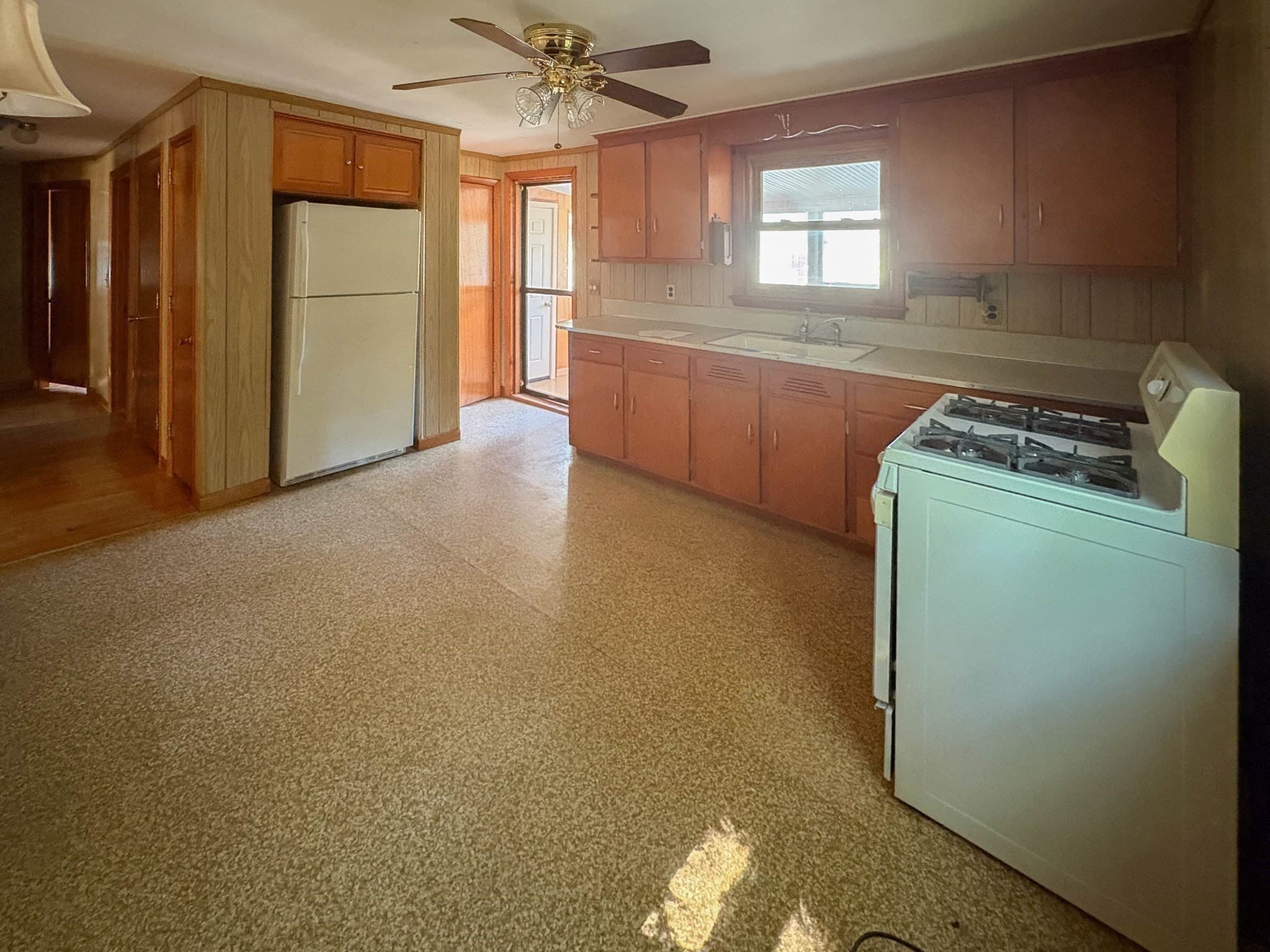 Single Family Residence at 48 Home Street, Peabody MA 01960, Peabody, photo 7 of 36
