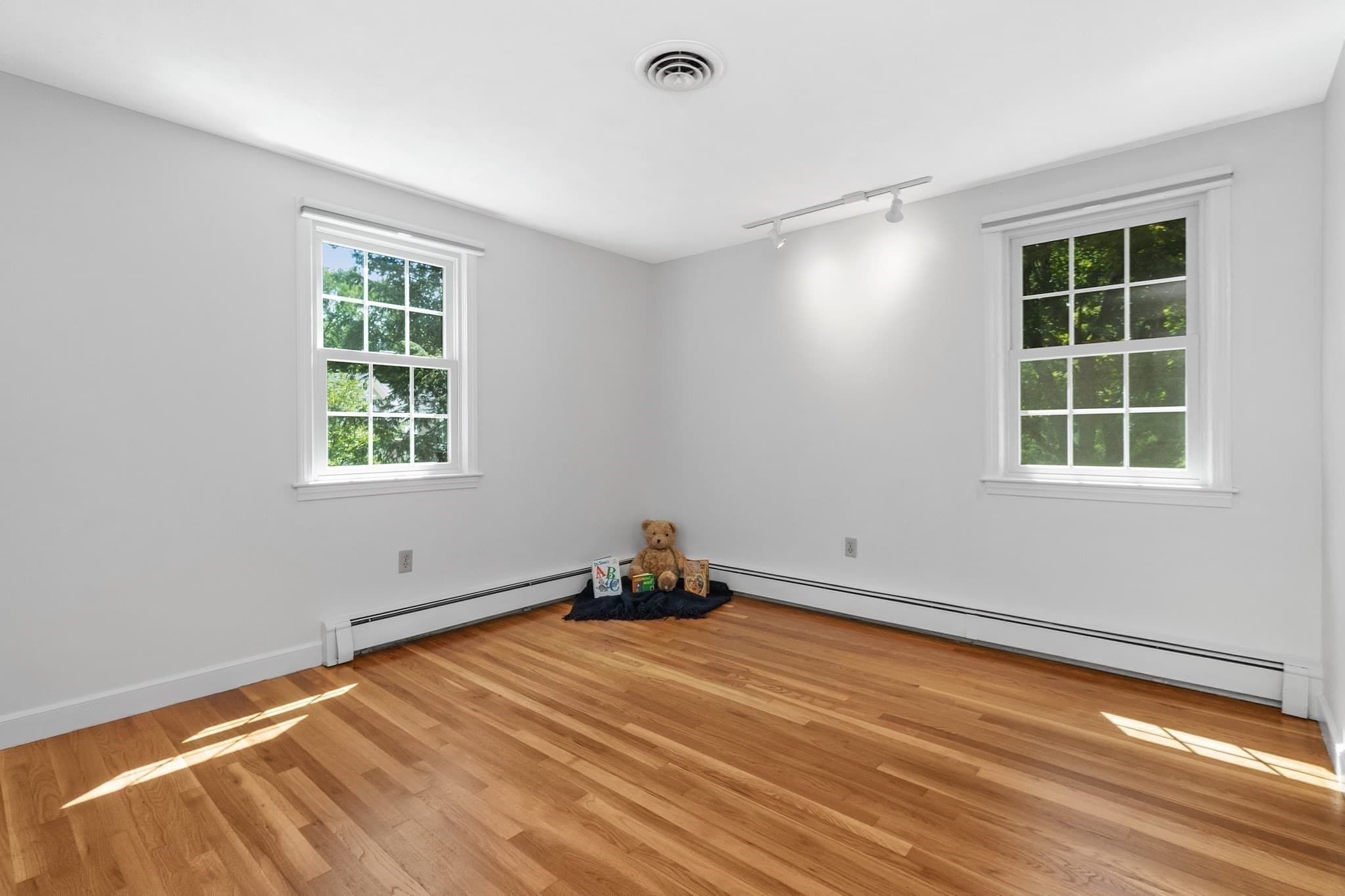 Single Family Residence at 20 Village Cir, Lexington MA 02420, Lexington, photo 14 of 26