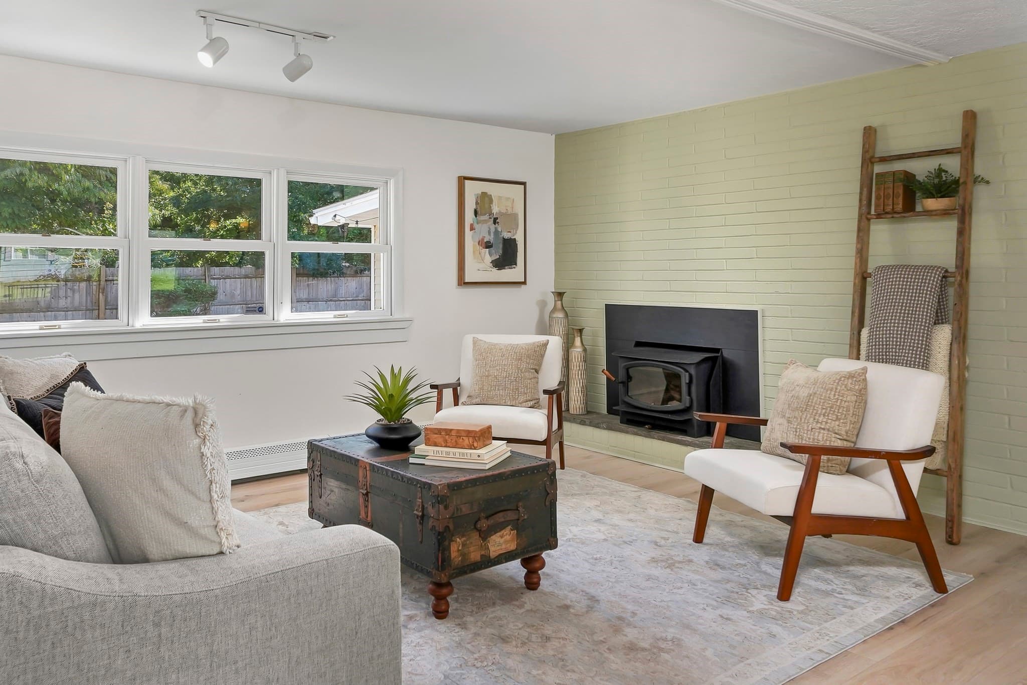 Single Family Residence at 4 Nadine Road, Framingham MA 01701, Framingham, photo 5 of 33