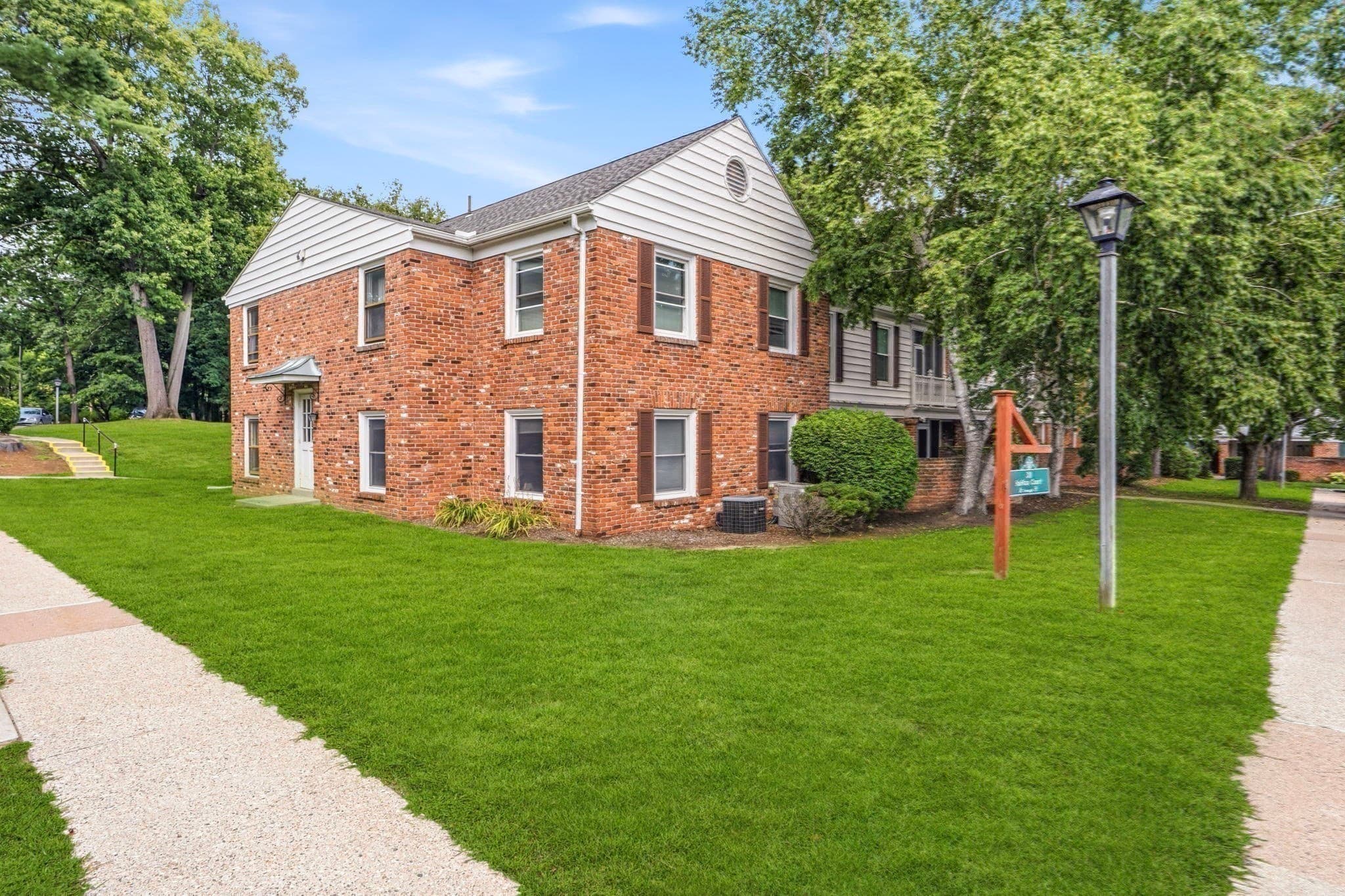 Condominium at 30 Halifax Ct # G, Springfield MA 01108, Springfield, photo 26 of 32