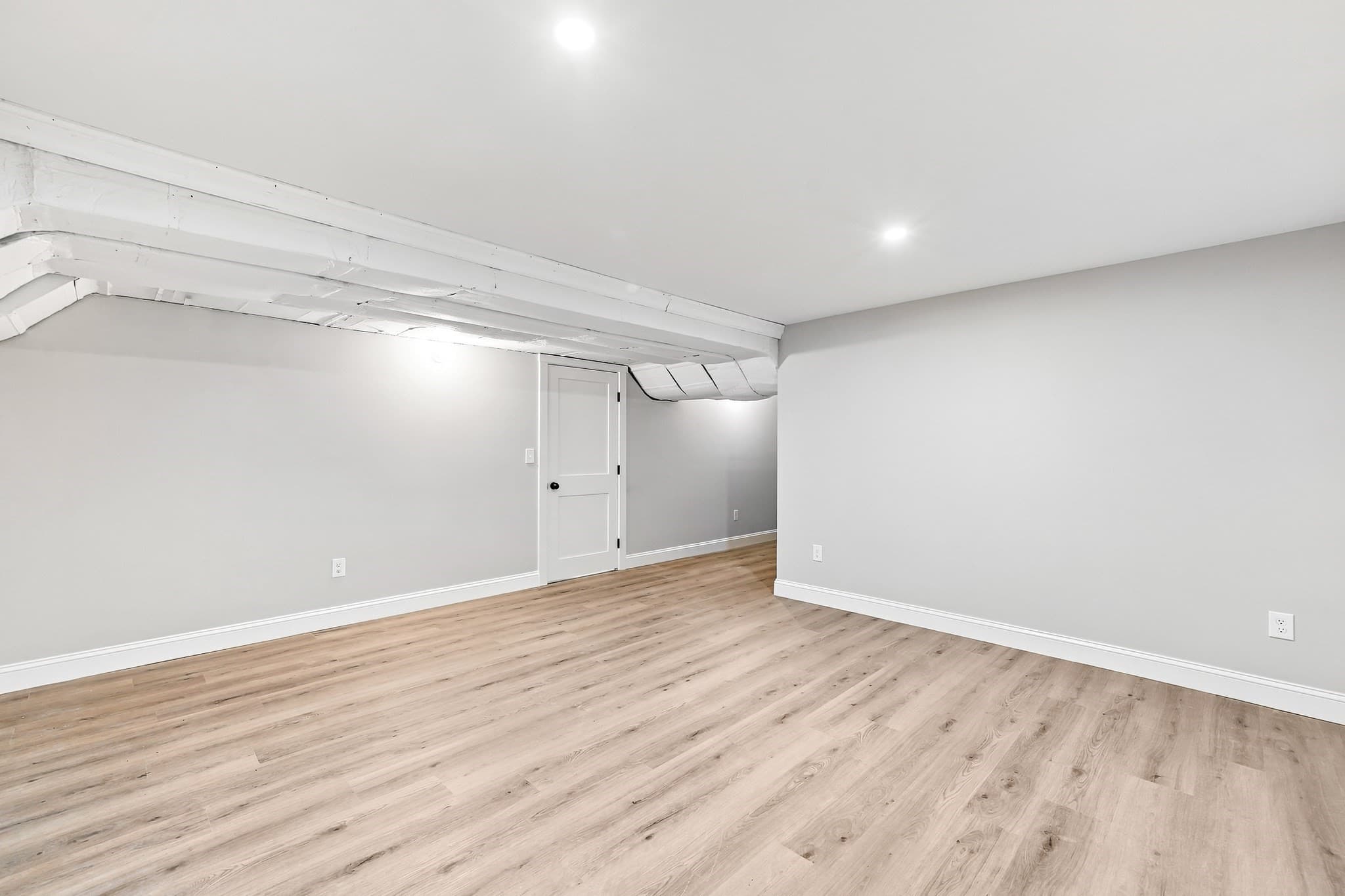 Single Family Residence at 7 Viking Rd, Winchester MA 01890, Winchester, photo 28 of 33