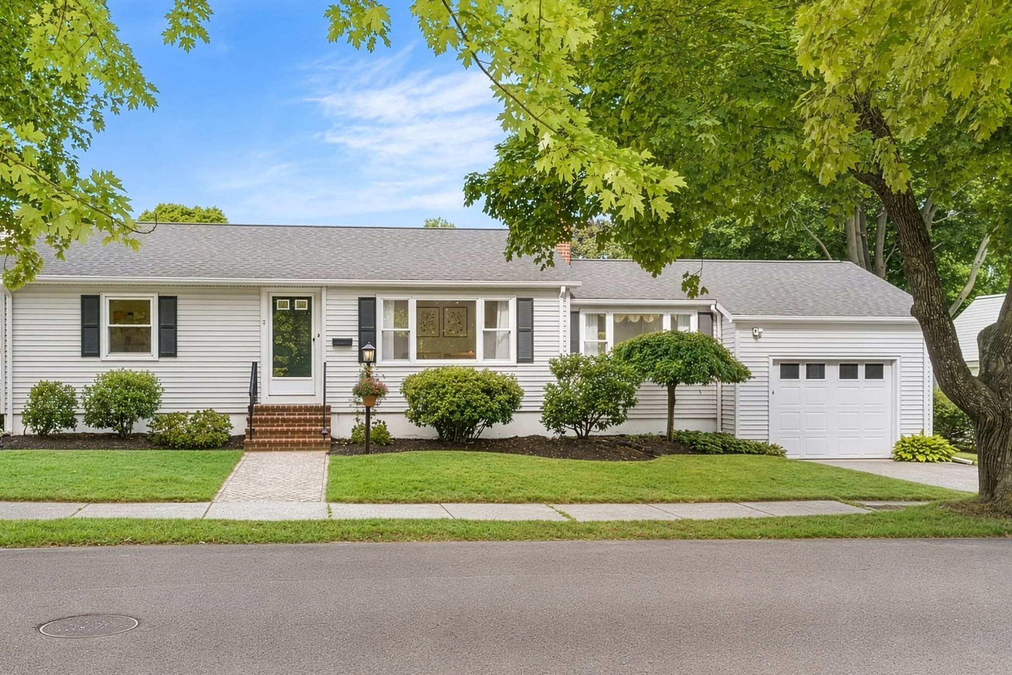 7 Puritan Rd, Danvers MA 01923