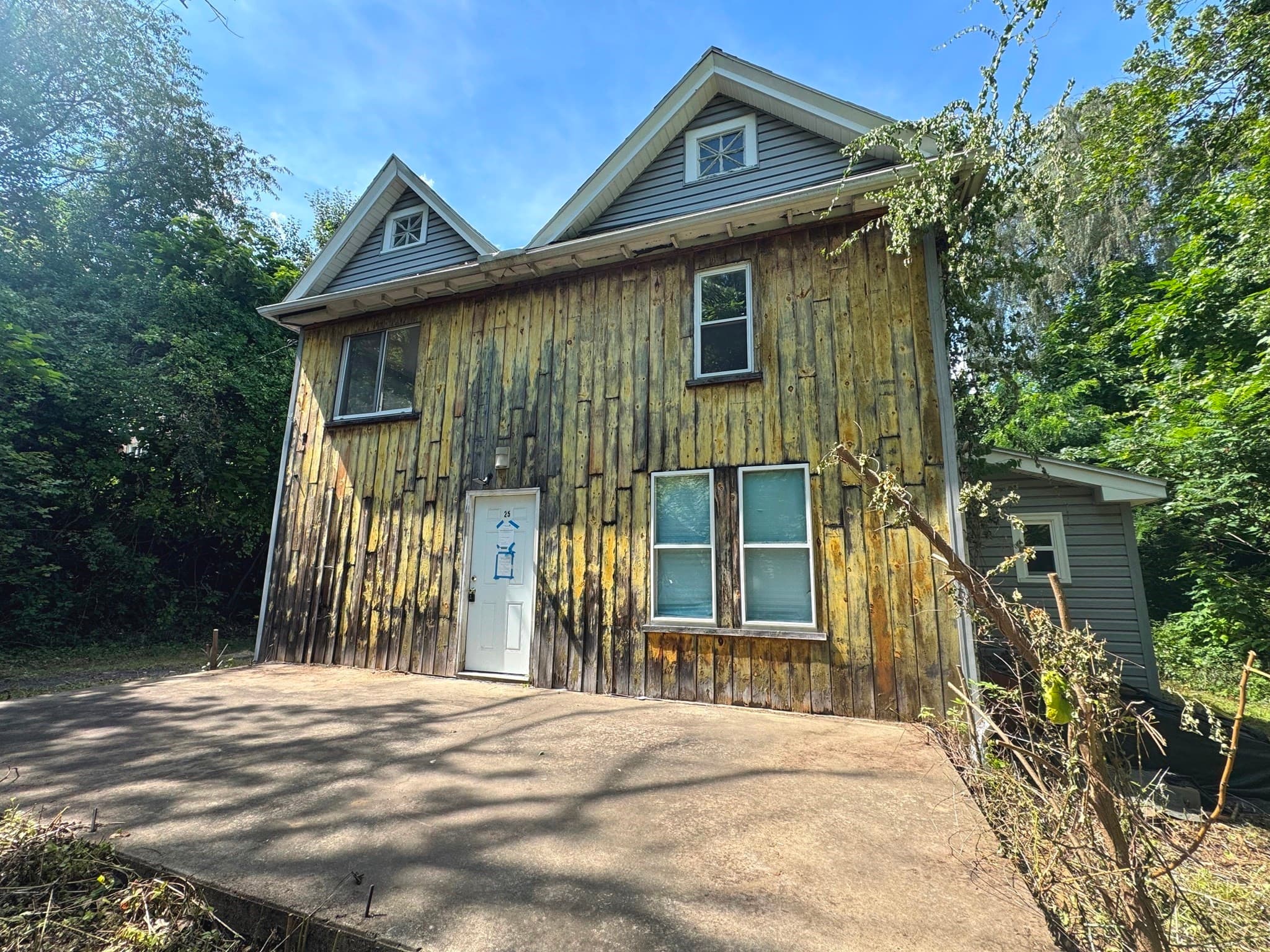 Single Family Residence at 25 Kendrick St, South Hadley MA 01075, South Hadley, photo 3 of 22
