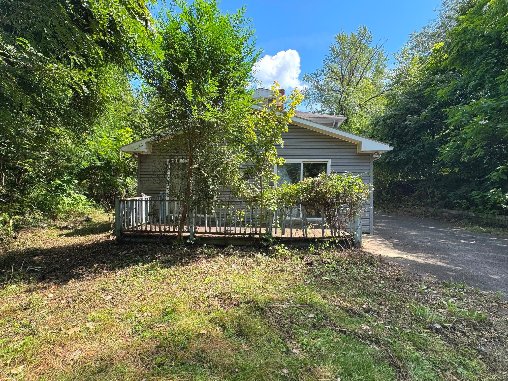 Single Family Residence at 25 Kendrick St, South Hadley MA 01075, South Hadley, photo 4 of 22