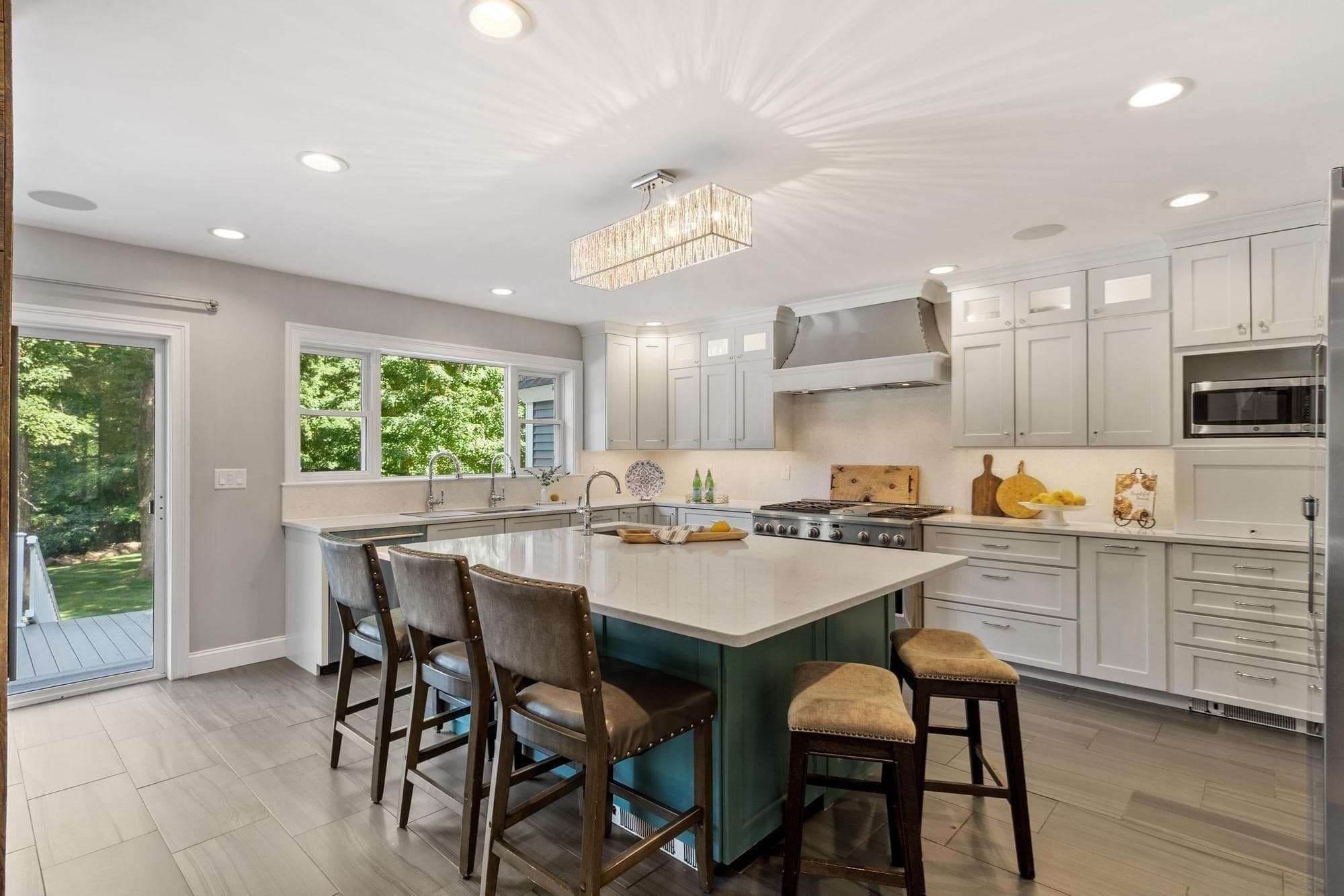 Single Family Residence at 360 Winter Street, North Andover MA 01845, North Andover, photo 3 of 42