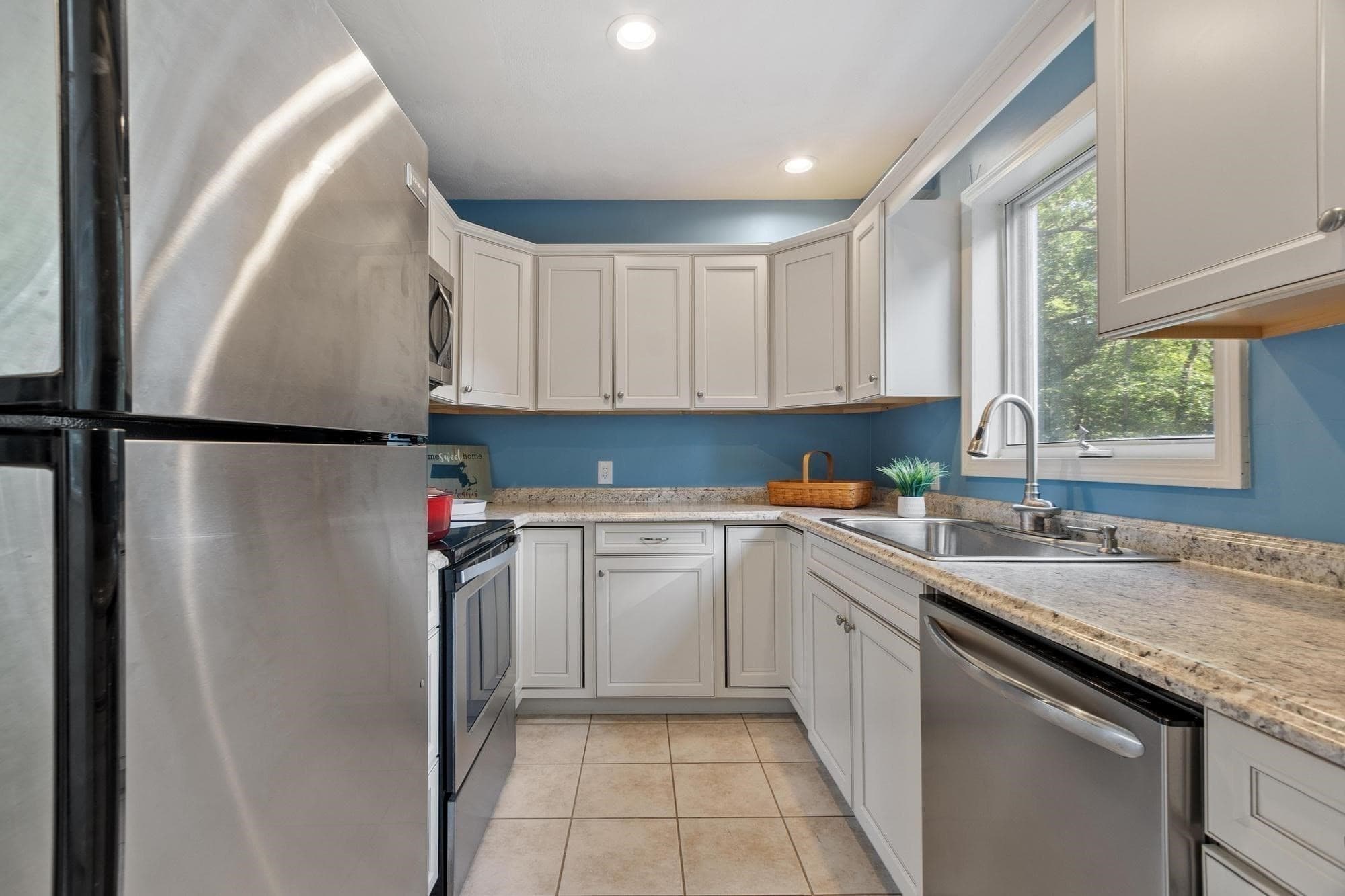 Single Family Residence at 360 Winter Street, North Andover MA 01845, North Andover, photo 15 of 42
