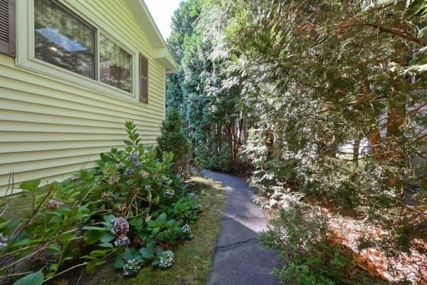 Mobile Home at 18 Birch St, Rockland MA 02370, Rockland, photo 26 of 37