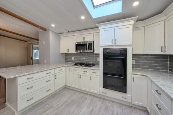 Mobile Home at 18 Birch St, Rockland MA 02370, Rockland, photo 7 of 37
