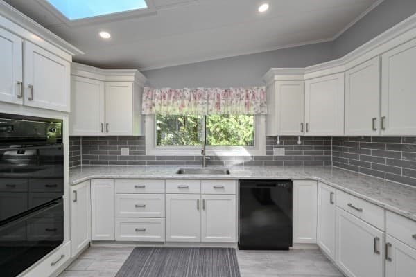 Mobile Home at 18 Birch St, Rockland MA 02370, Rockland, photo 5 of 37