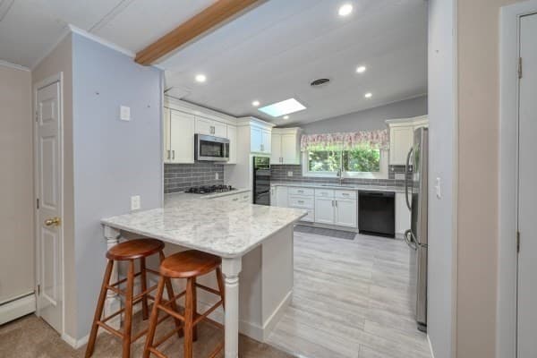 Mobile Home at 18 Birch St, Rockland MA 02370, Rockland, photo 11 of 37