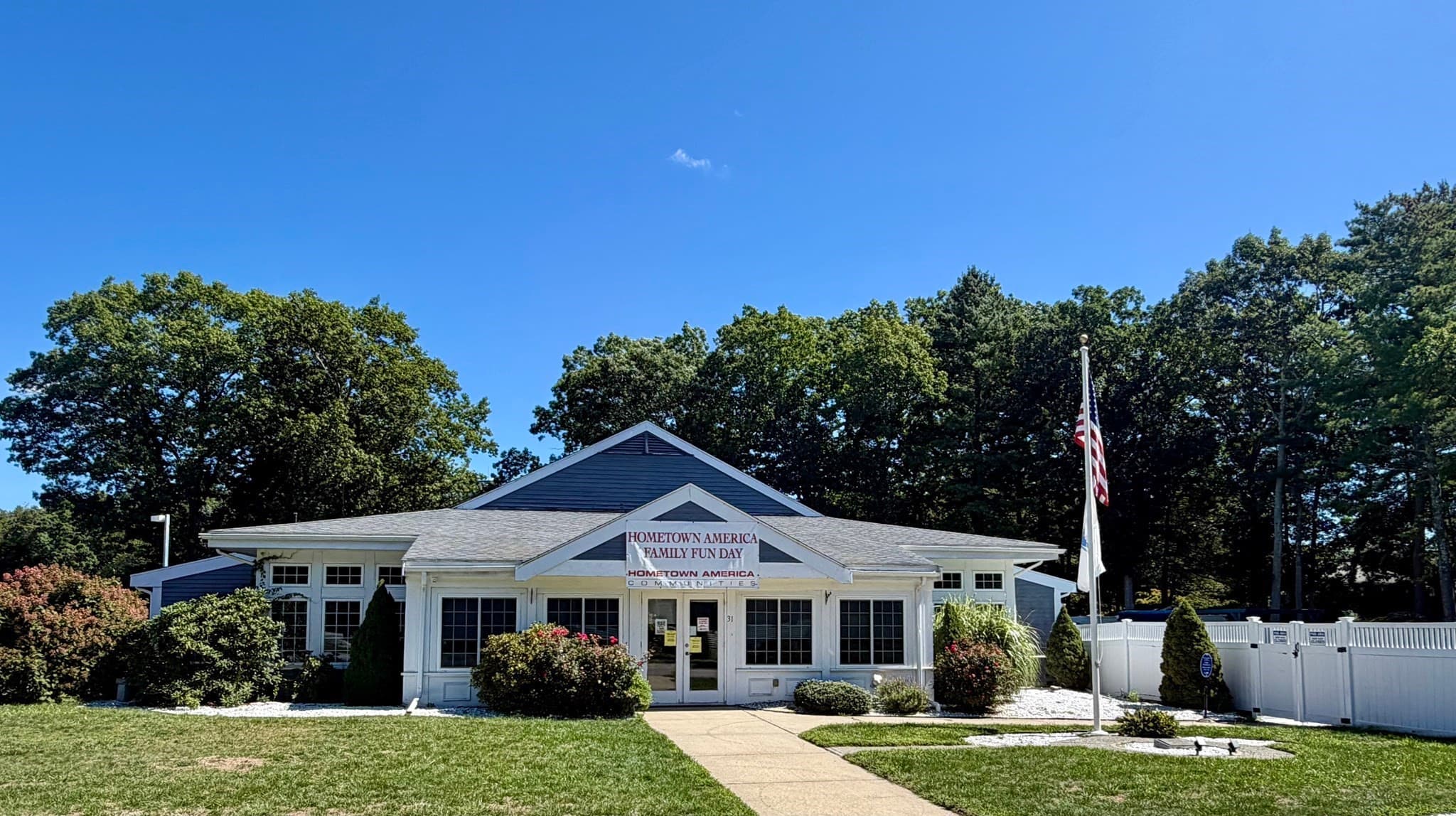 Mobile Home at 18 Birch St, Rockland MA 02370, Rockland, photo 29 of 37