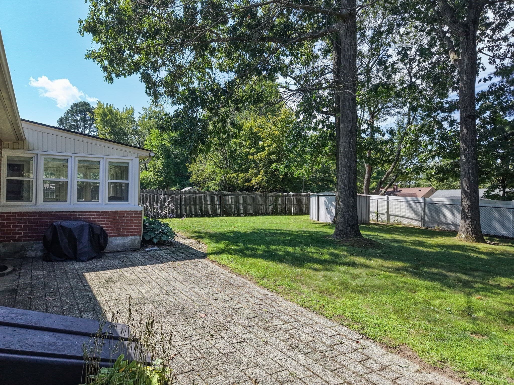 Single Family Residence at 114 Fenway Dr, Springfield MA 01119, Springfield, photo 31 of 35