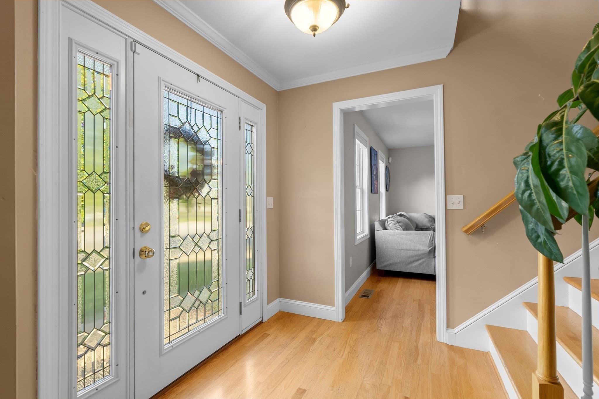 Single Family Residence at 3 Joy Rd, New Bedford MA 02740, New Bedford, photo 2 of 25