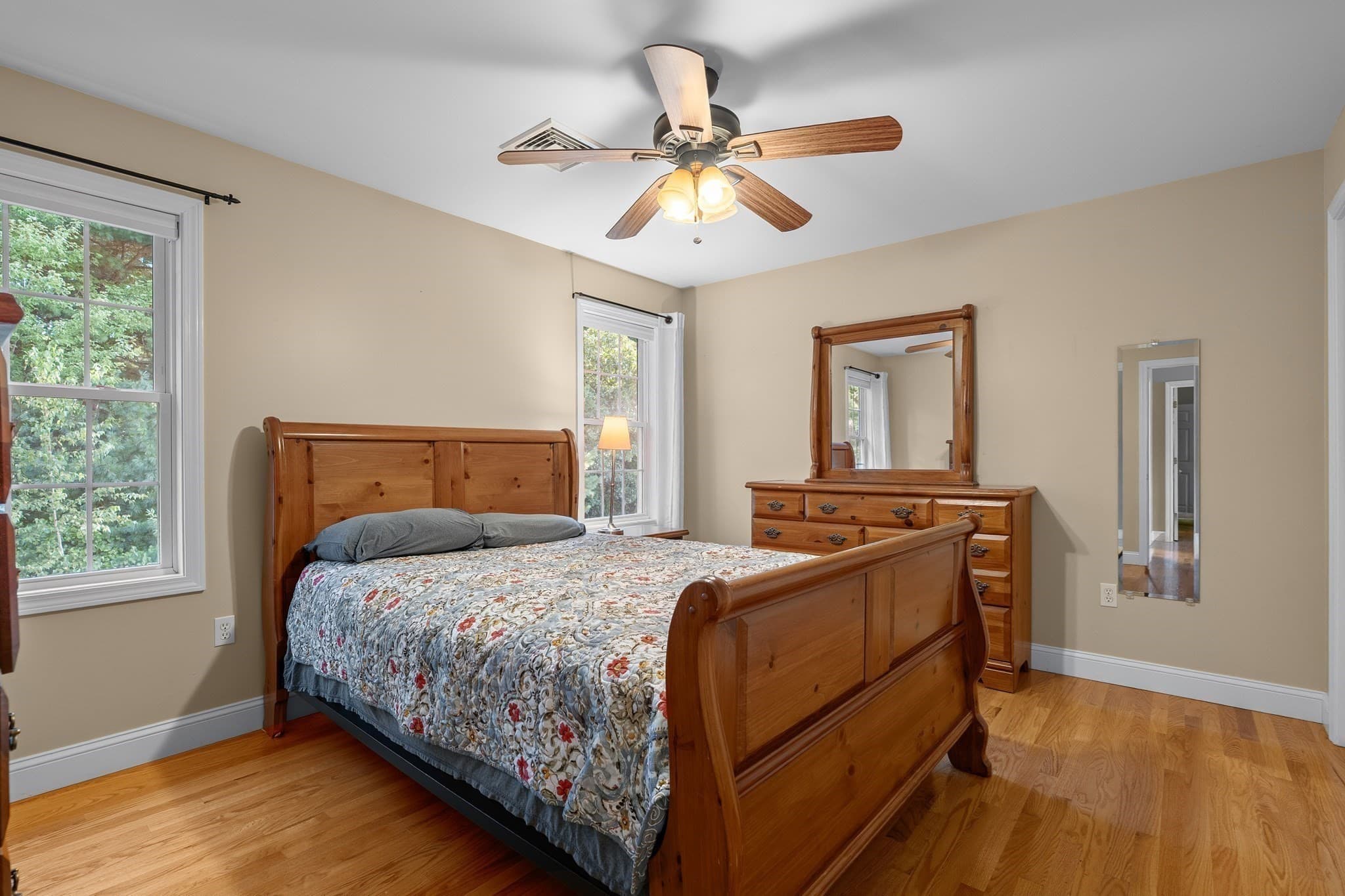 Single Family Residence at 3 Joy Rd, New Bedford MA 02740, New Bedford, photo 14 of 25